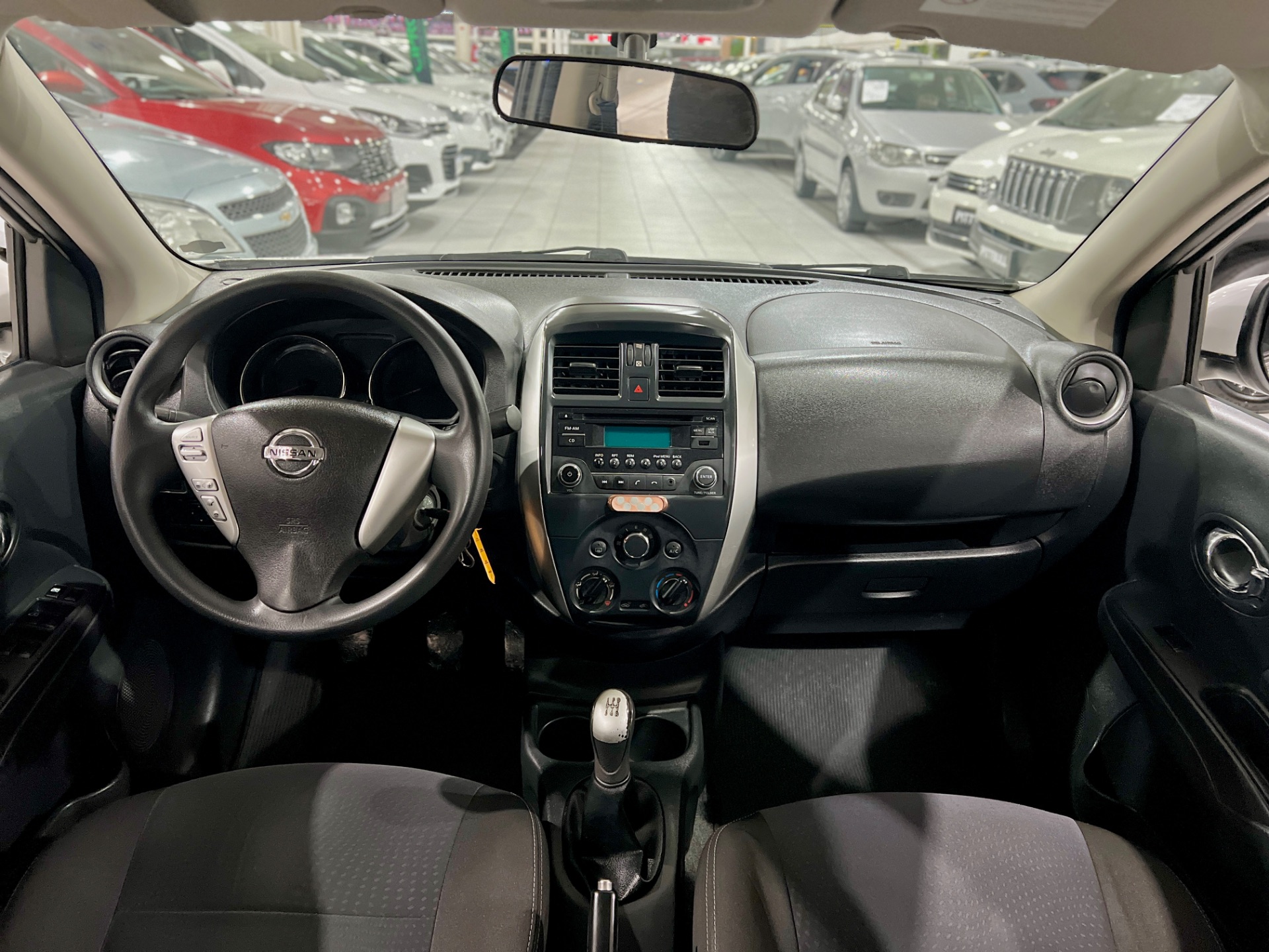 nissan versa sl 1.6 manual completo 2016