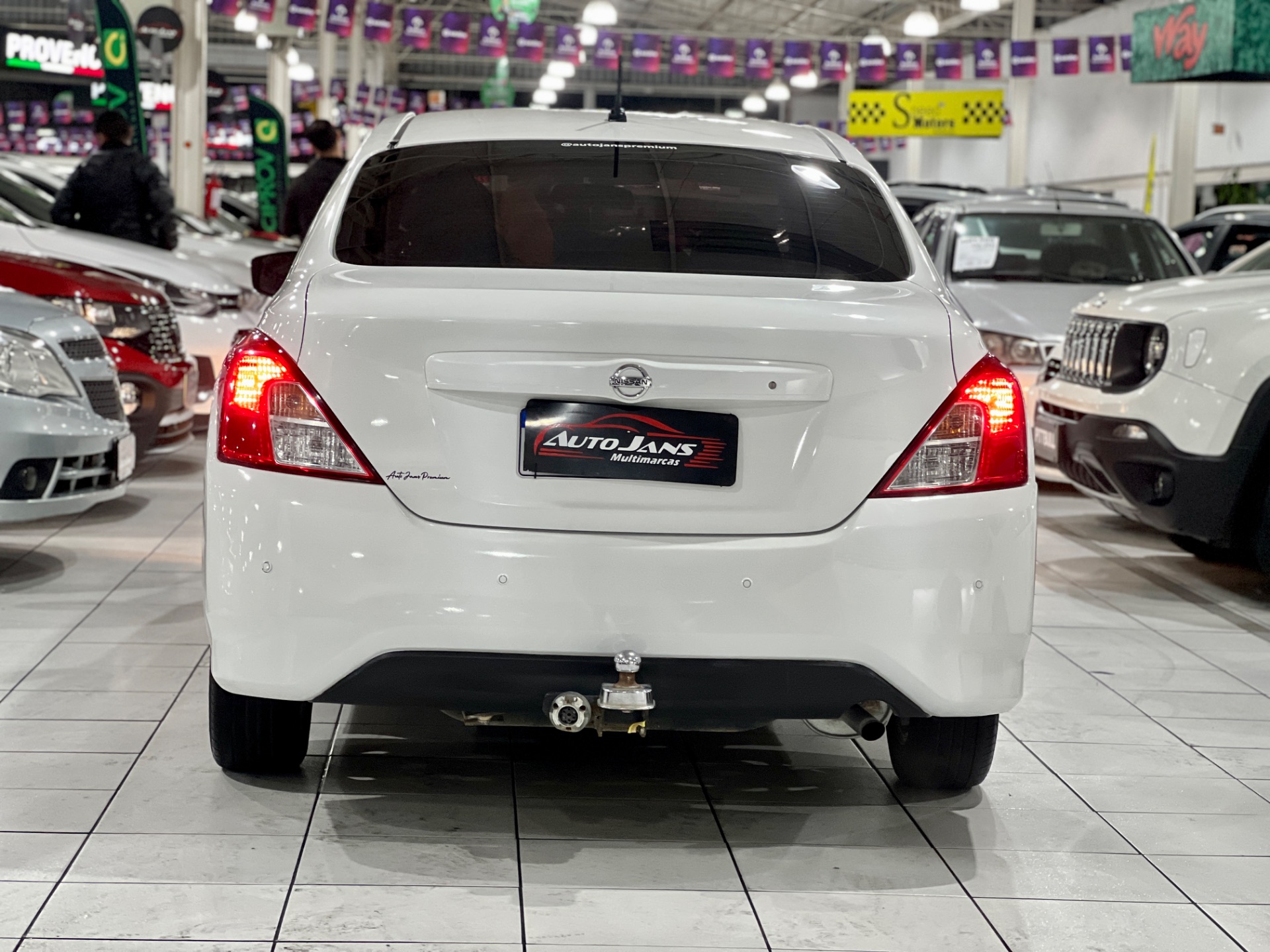 nissan versa sl 1.6 manual completo 2016