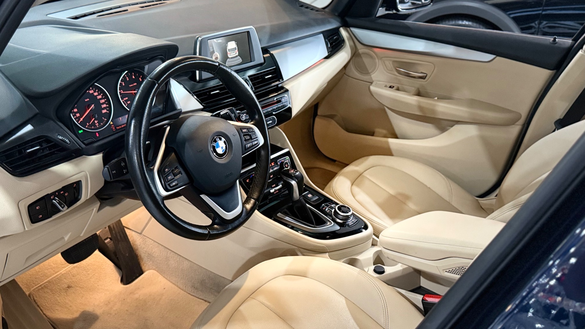 bmw 220i active flex 2017