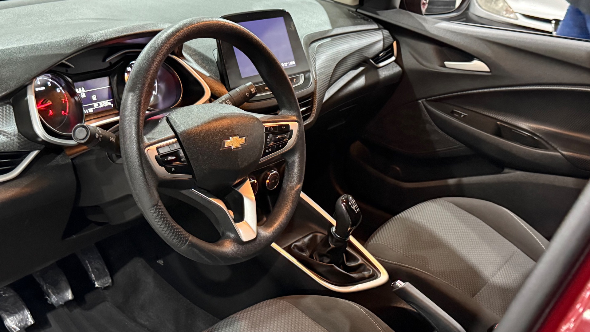 chevrolet onix 1.0 mt lt2 completo 2023