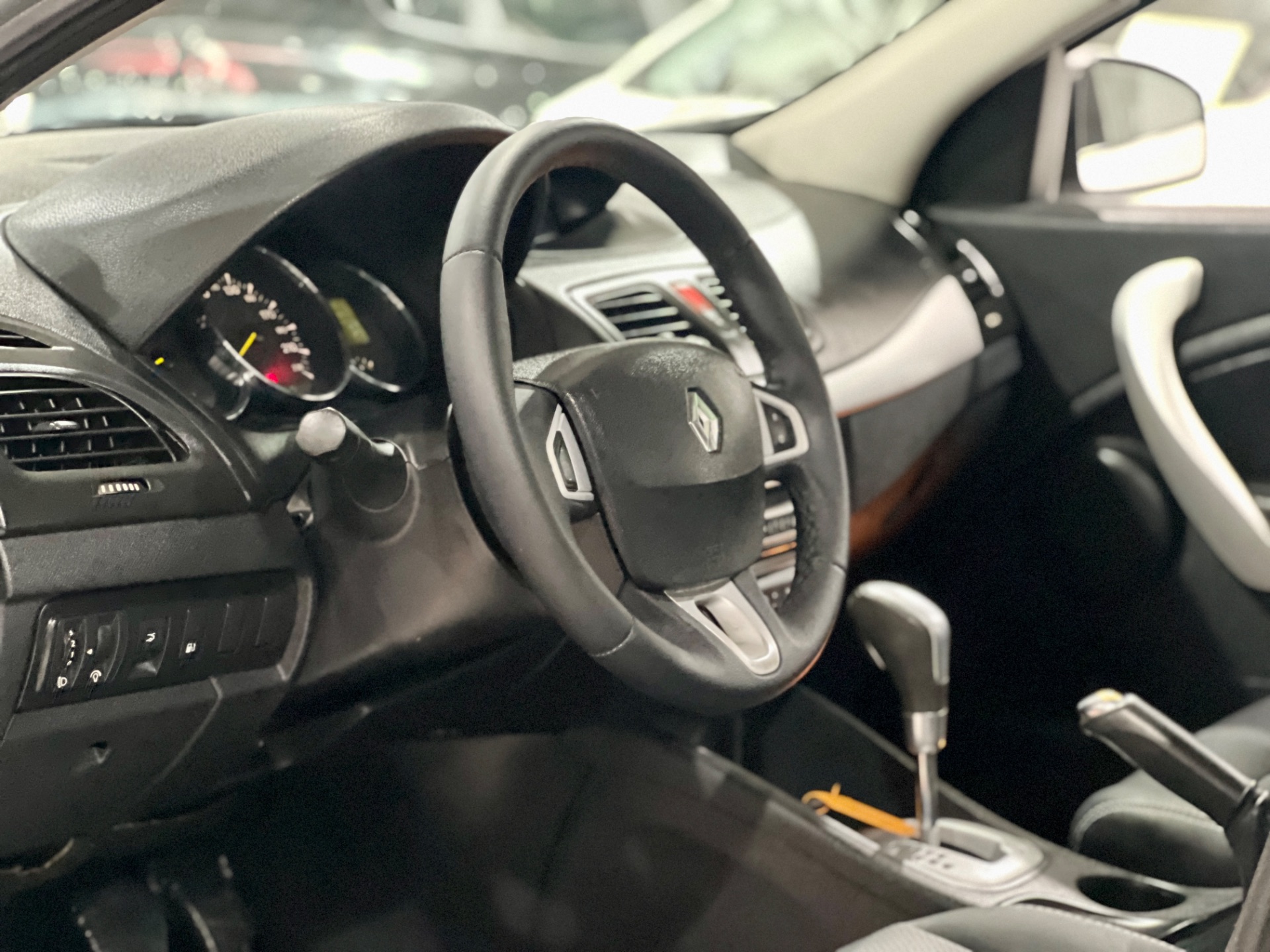 renault fluence dynamique 2.0 cvt 2013