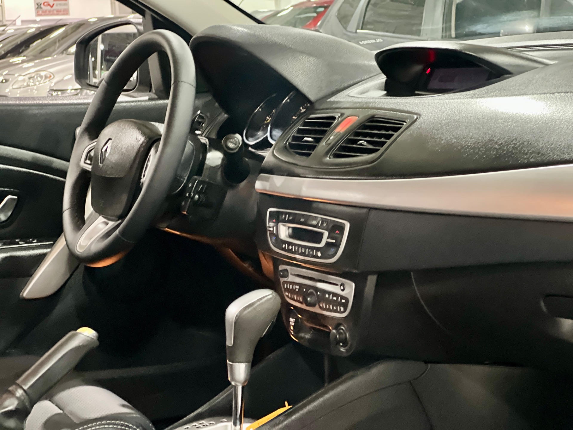 renault fluence dynamique 2.0 cvt 2013