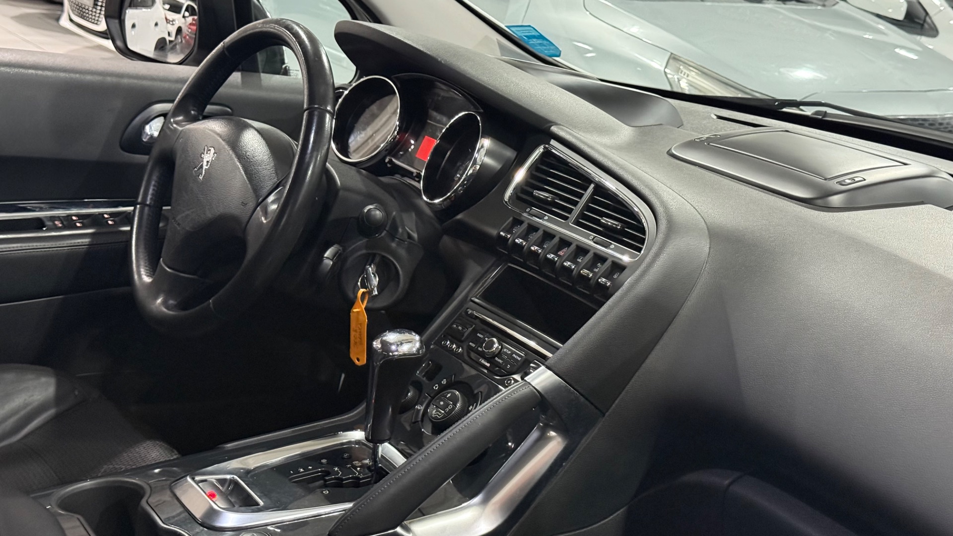 peugeot 3008griffe thp 2015