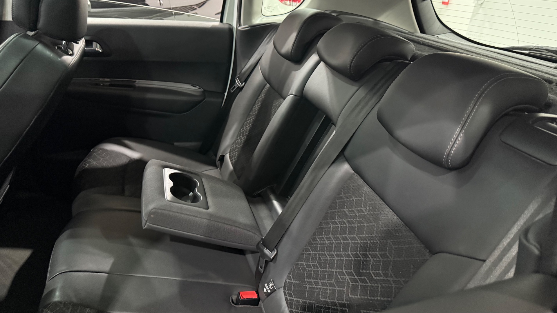 peugeot 3008griffe thp 2015