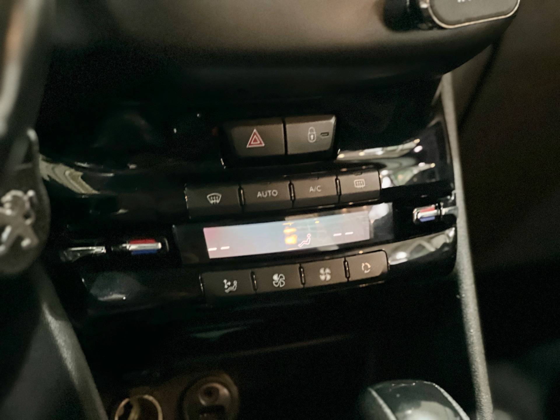 peugeot 2008 griffe at 1.6 com teto 2017