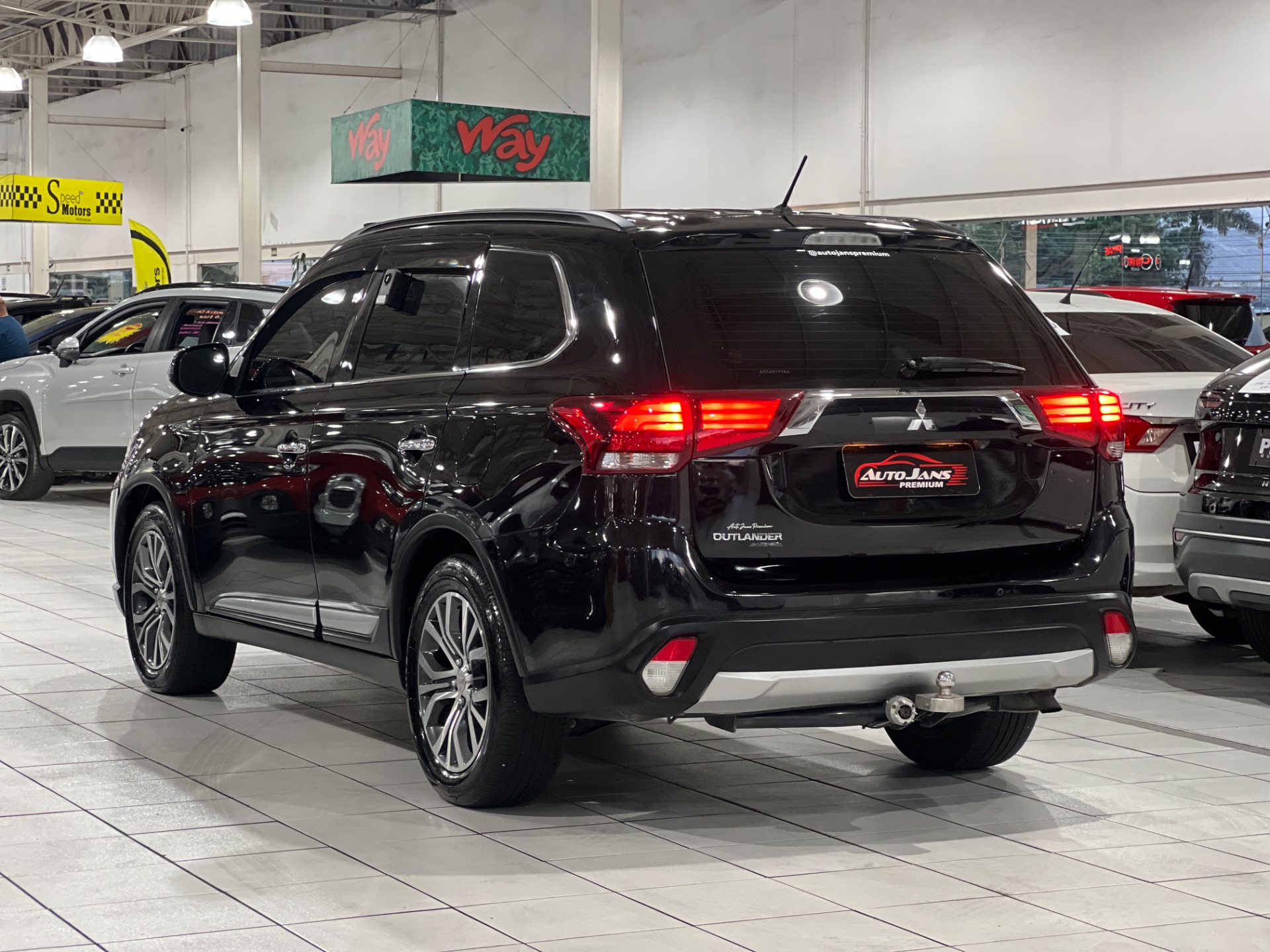 mitsubishi outlander 2.2 diesel at awd4 2016