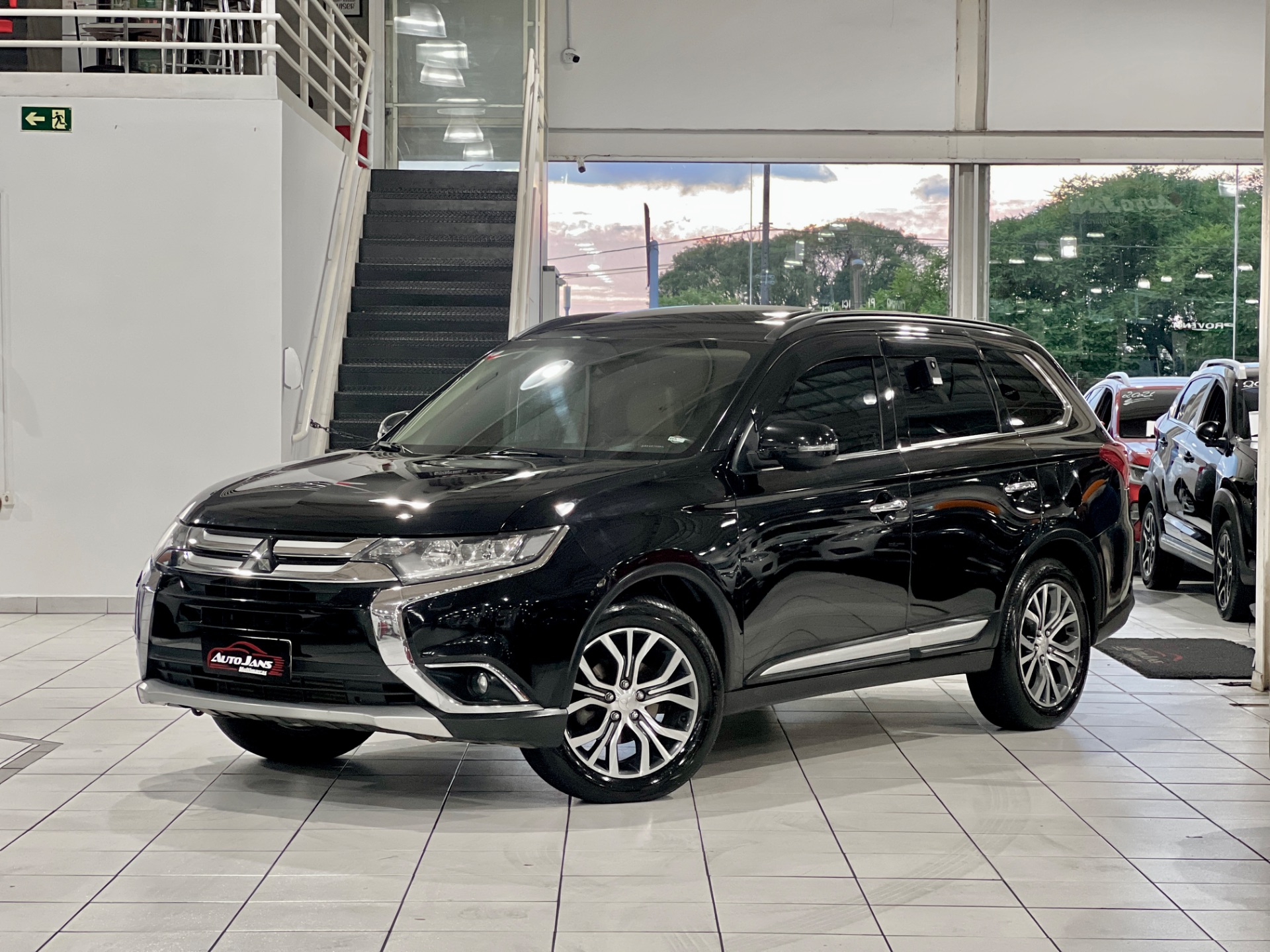 mitsubishi outlander 2.2 diesel at awd4 2016