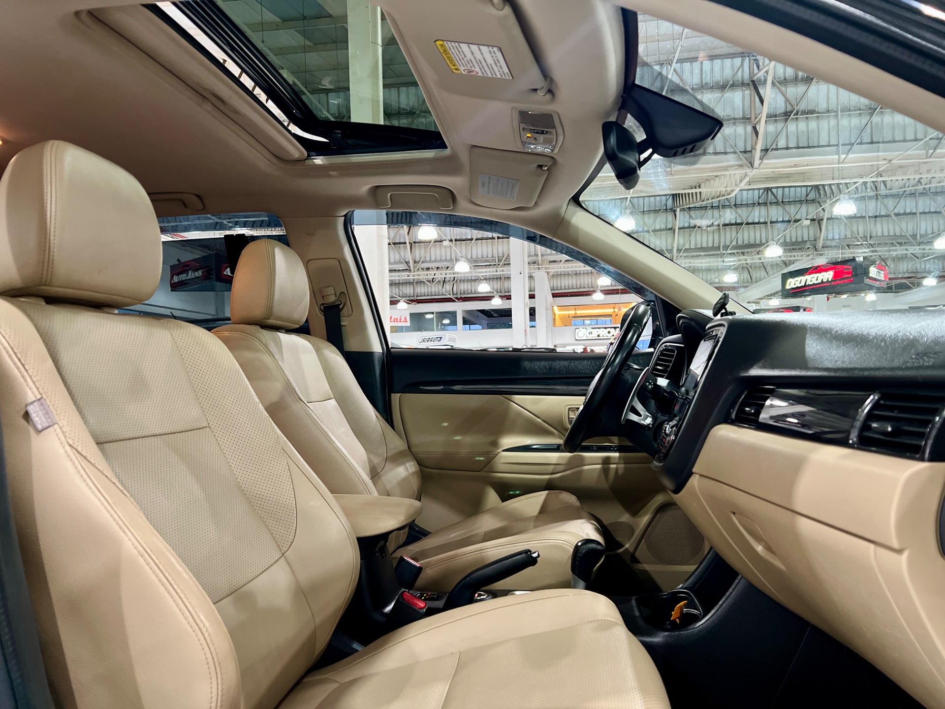 mitsubishi outlander 2.2 diesel at awd4 2016