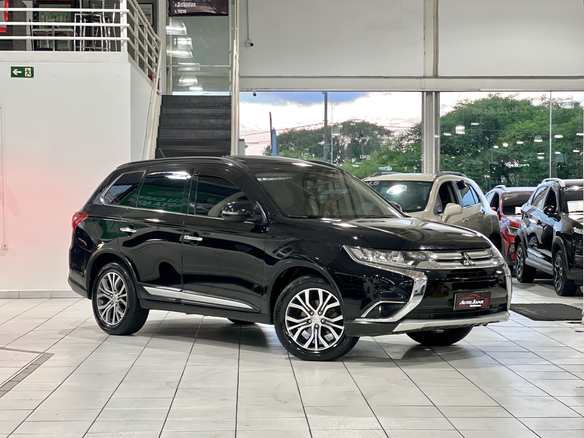 mitsubishi outlander 2.2 diesel at awd4 2016