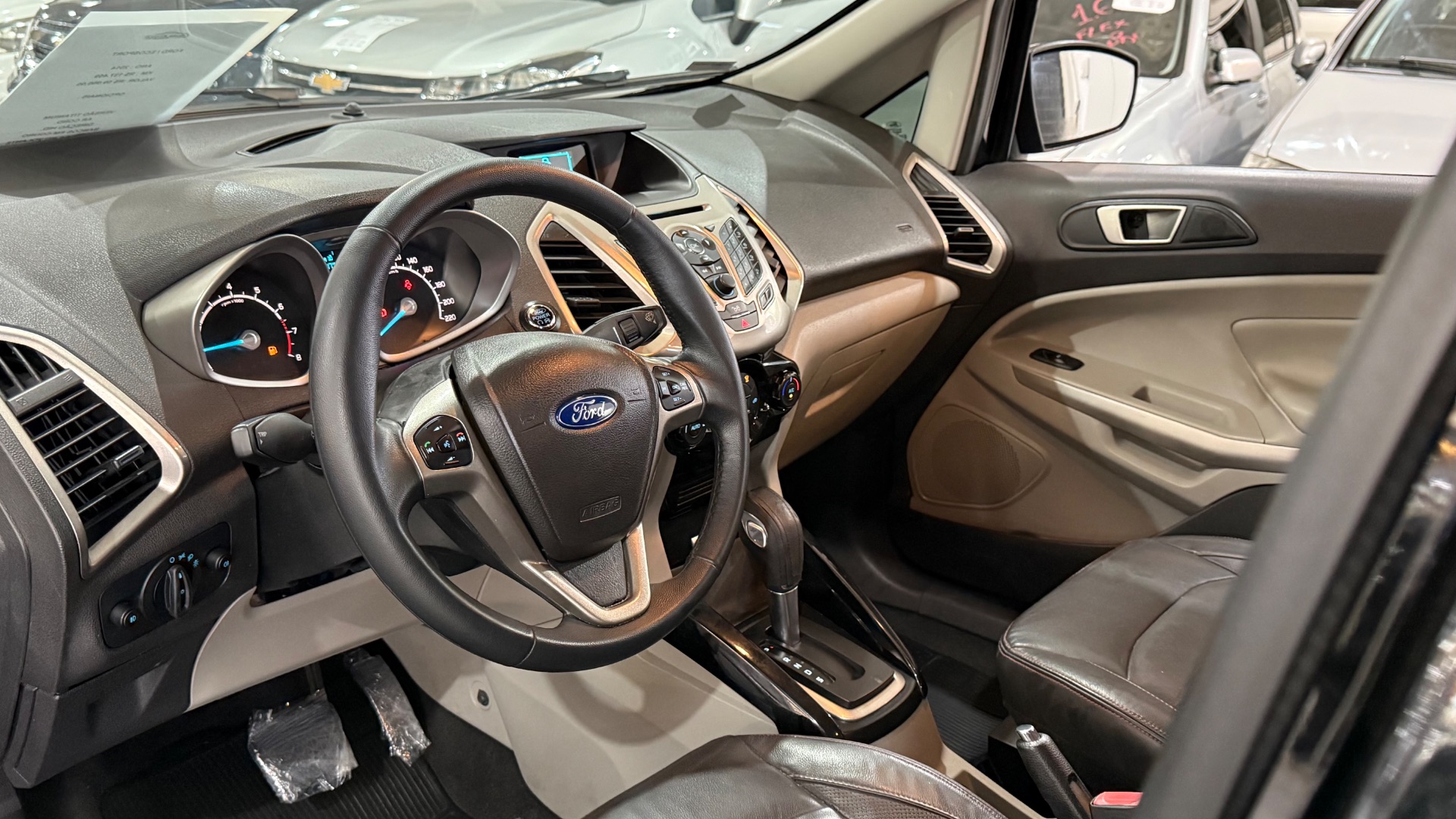 ford ecosport titanium at 2.0 2014