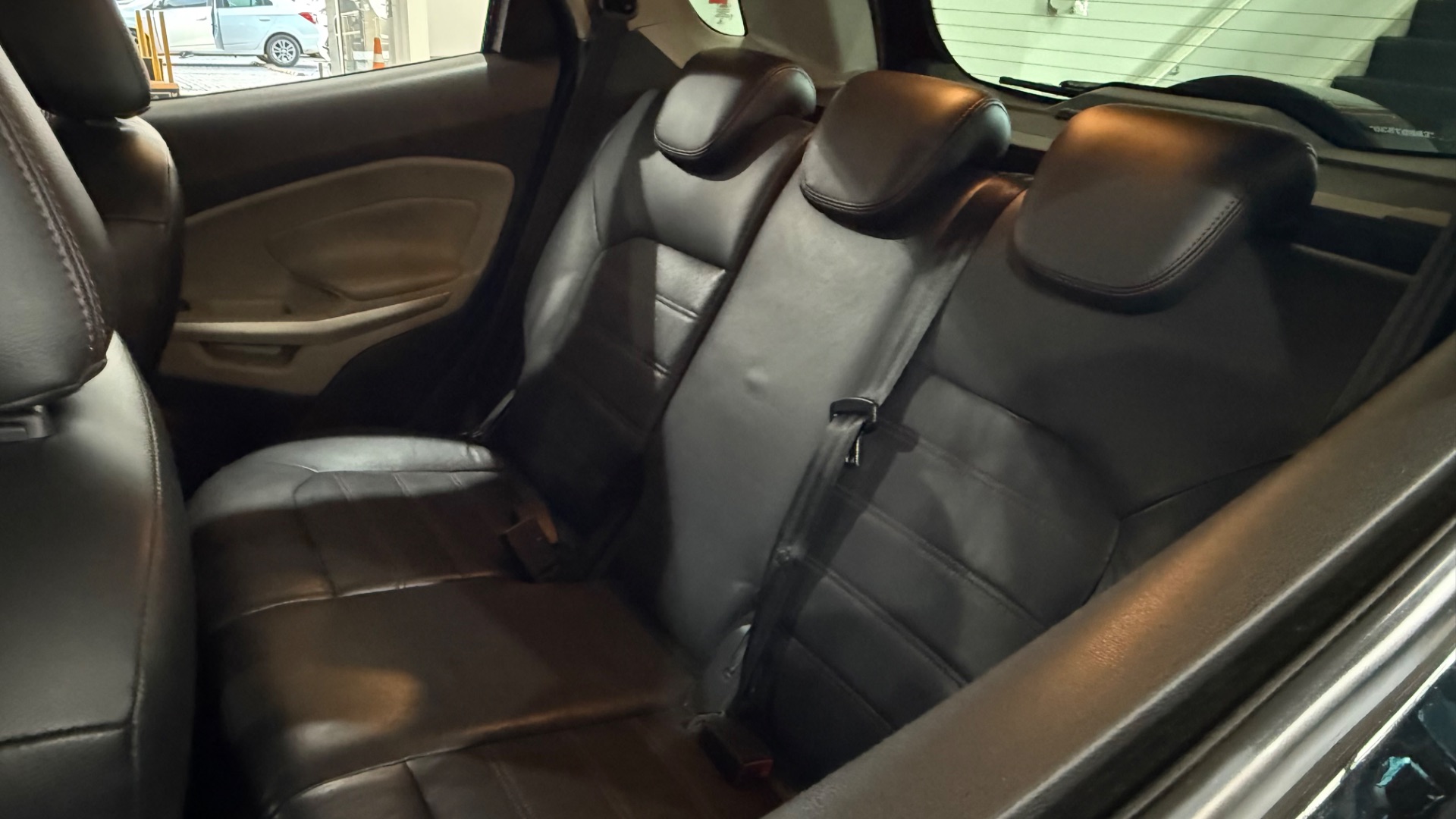 ford ecosport titanium at 2.0 2014