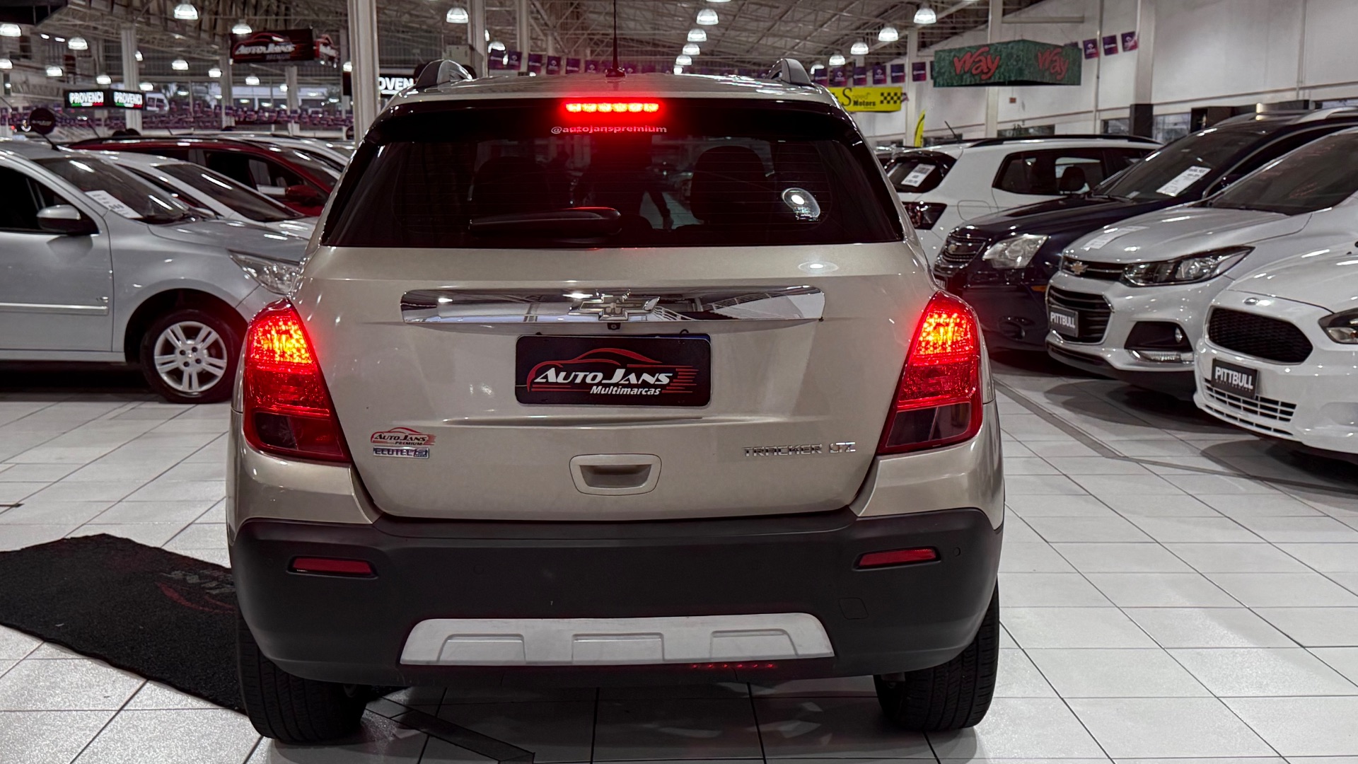 chevrolet chev tracker ltz at 2015