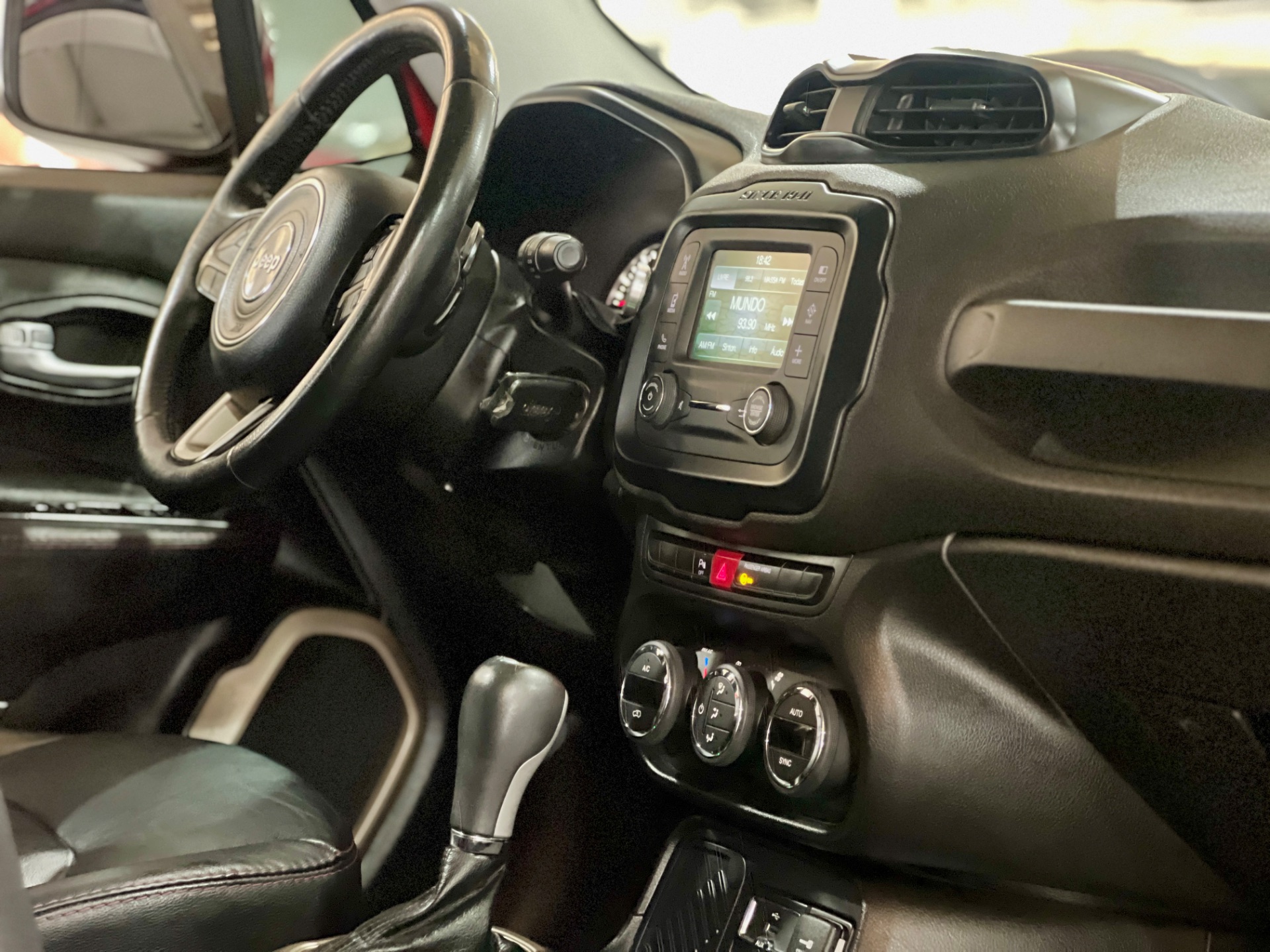 jeep renegade longitude 1.8 at 2016