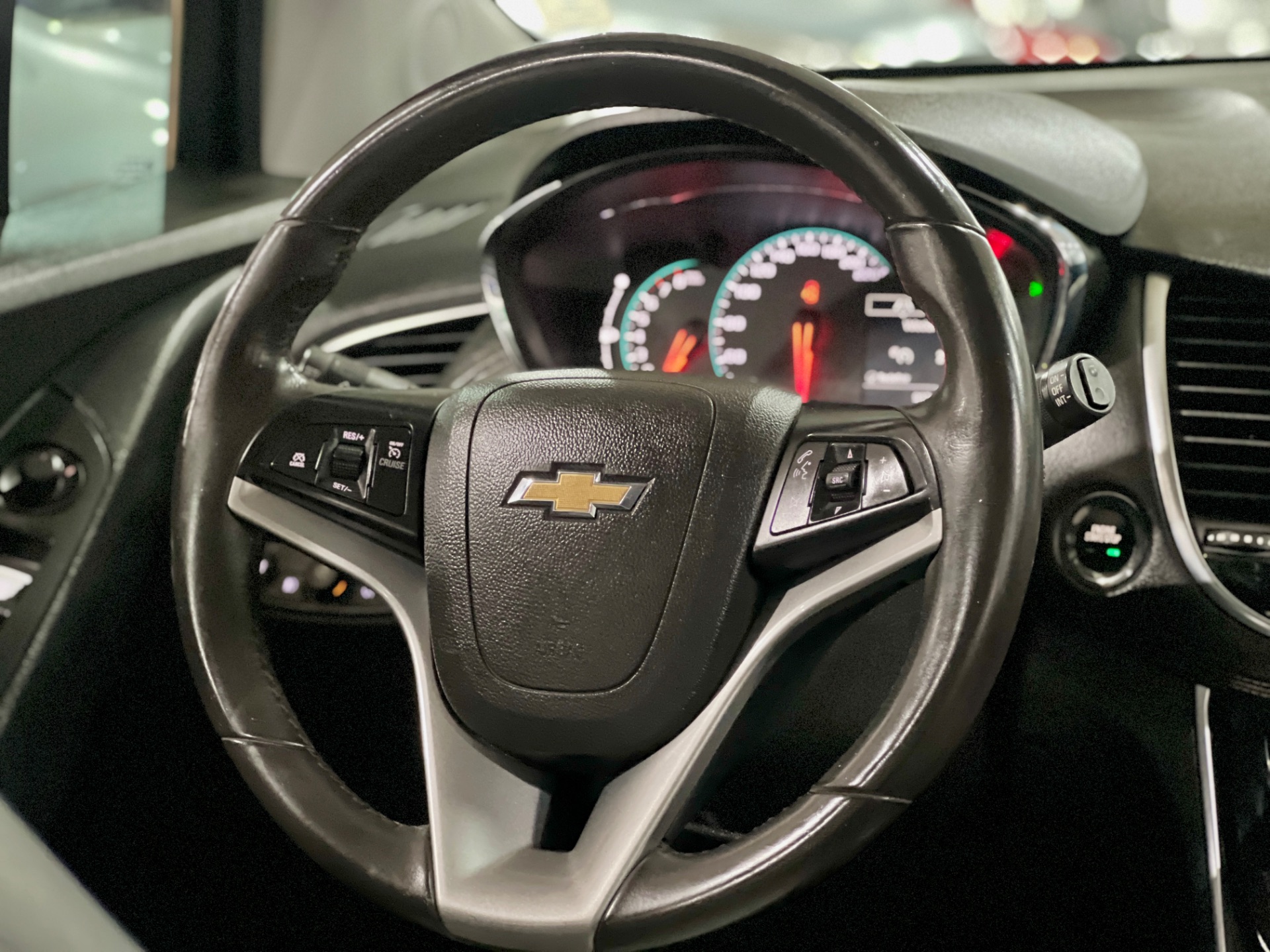 chevrolet tracker ltz 1.4 turbo com teto solar