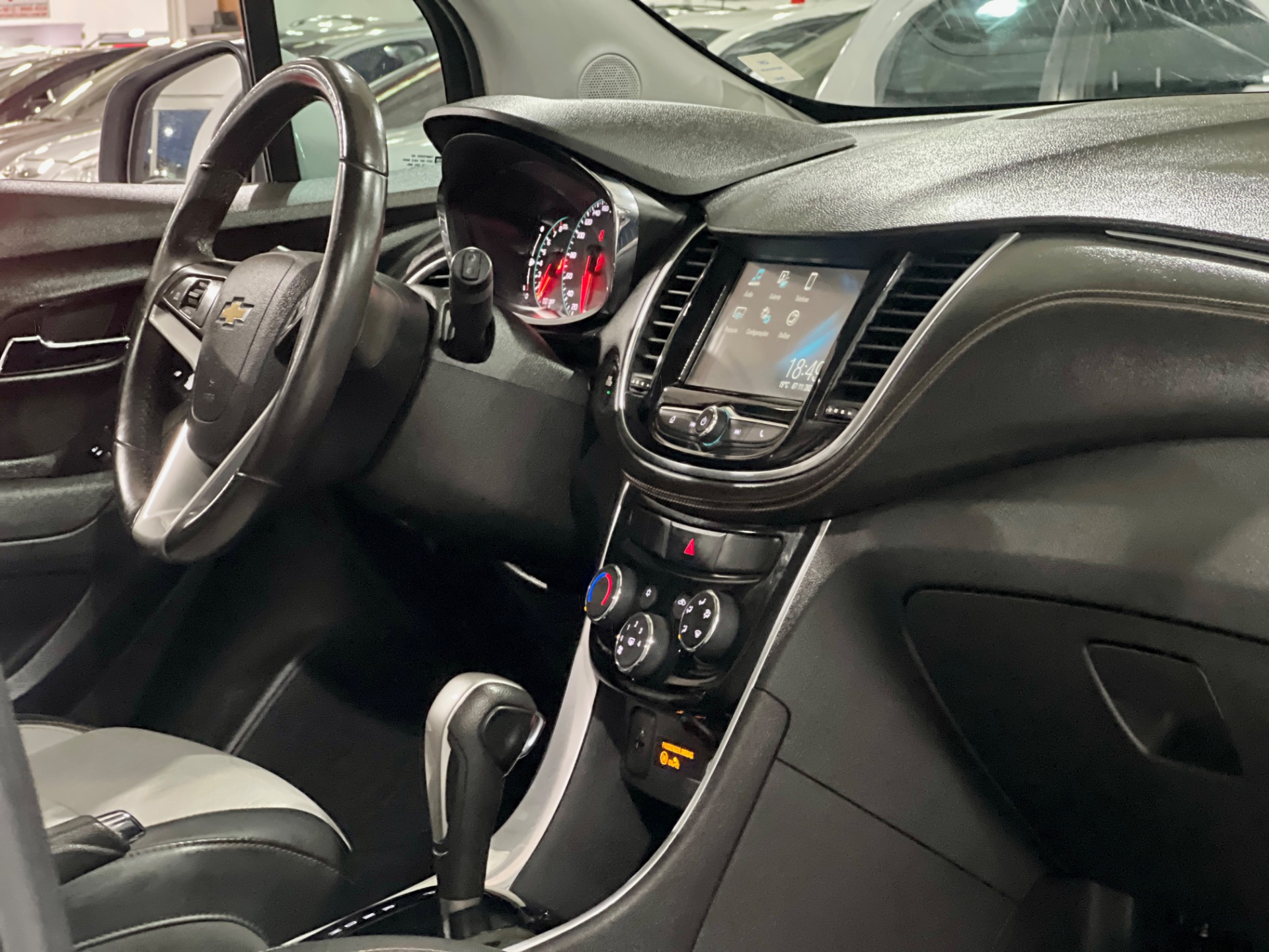 chevrolet tracker ltz 1.4 turbo com teto solar