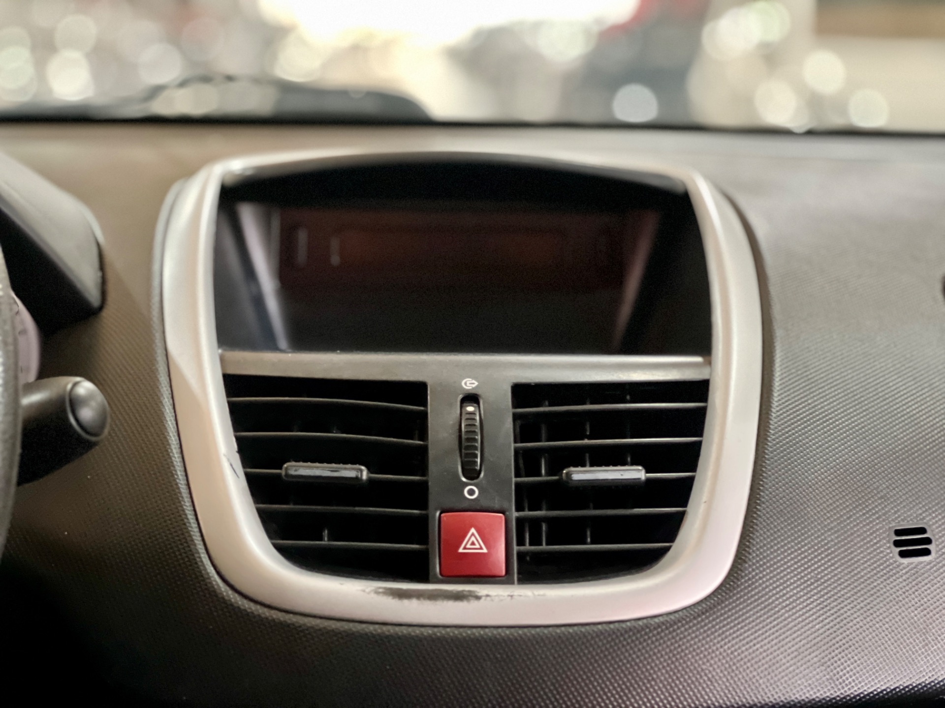 peugeot 207 1.4 xr sport 8v flex 4p manual 2011