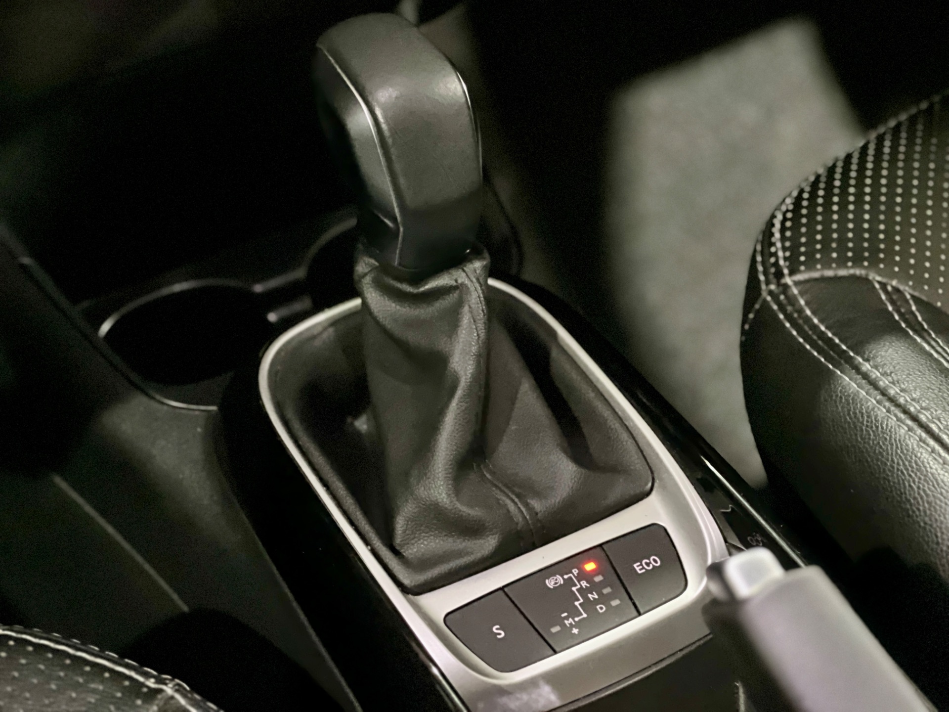 citroen c4 cactus feel pk 1.6 at 2021