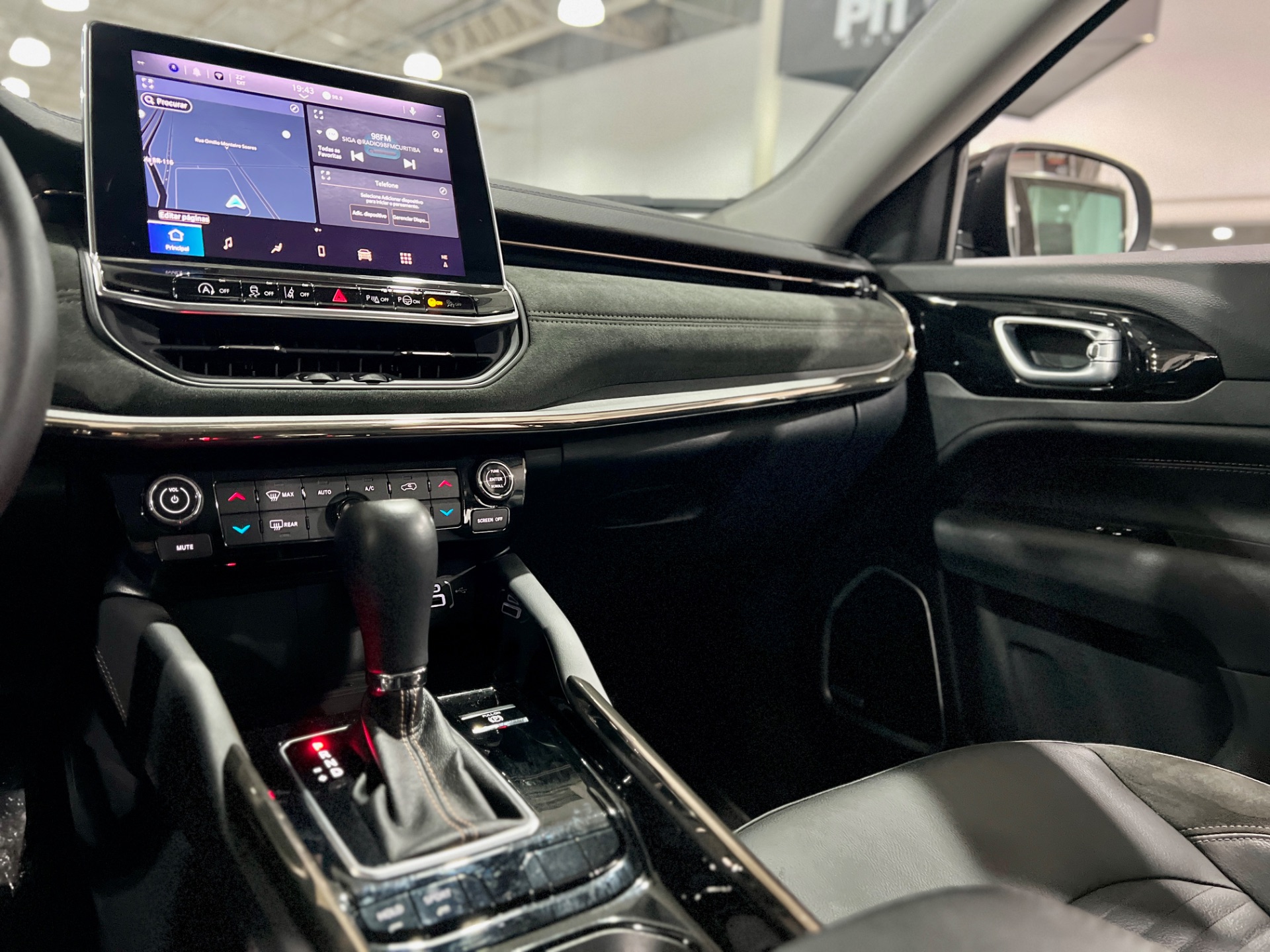 jeep commander limited 1.3 t270 turbo