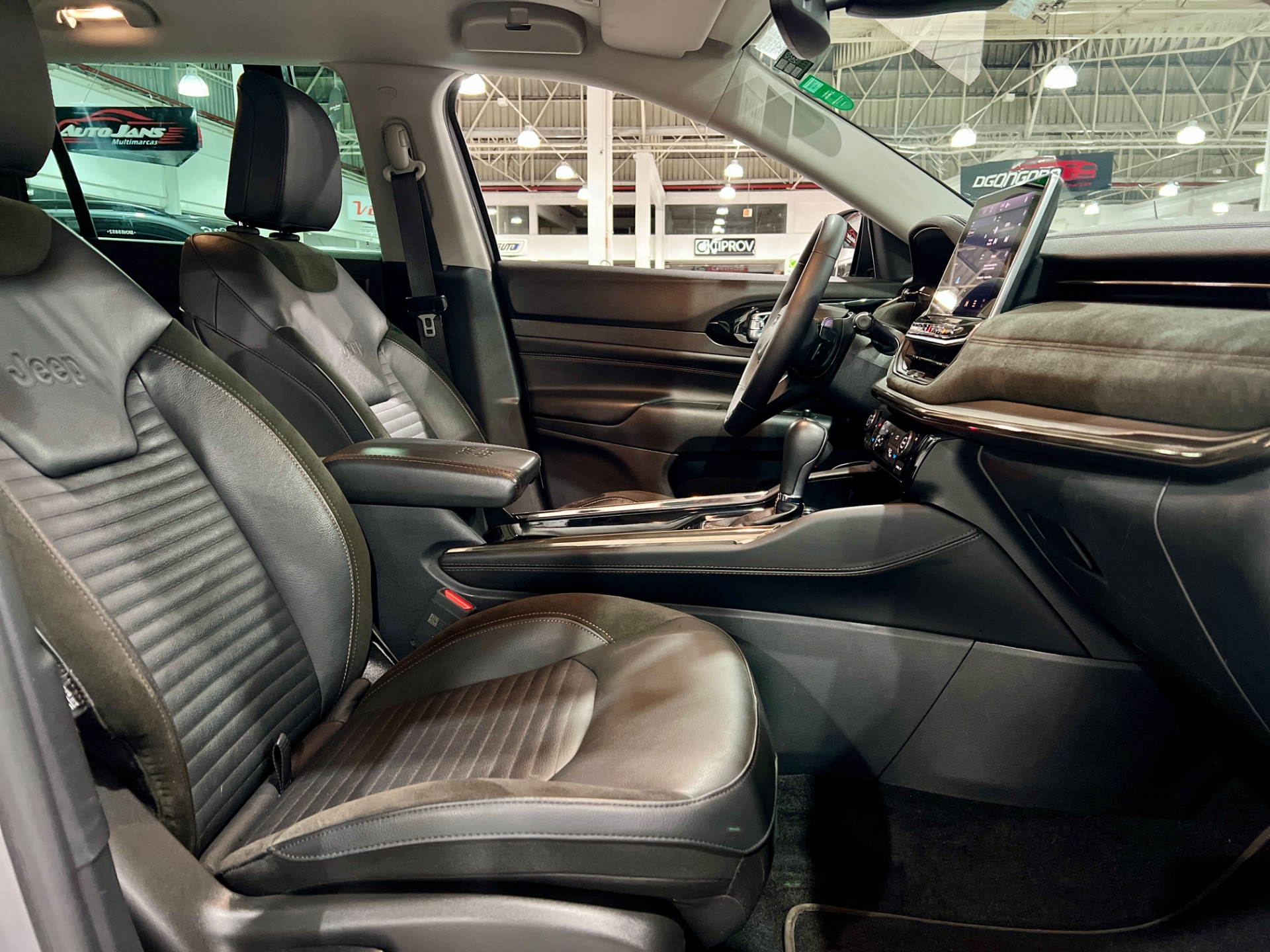 jeep commander limited 1.3 t270 turbo