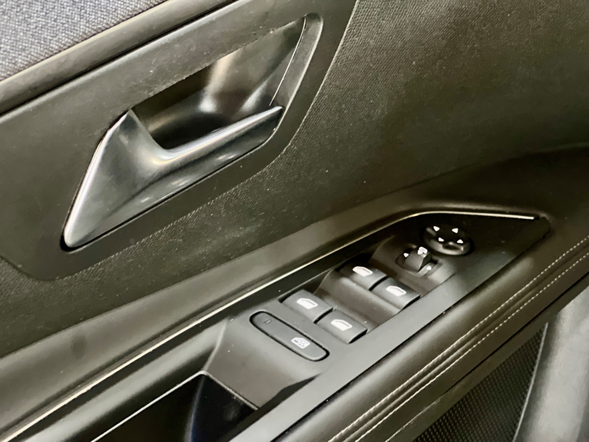 peugeot 5008 griffe 1.6 turbo at 2019