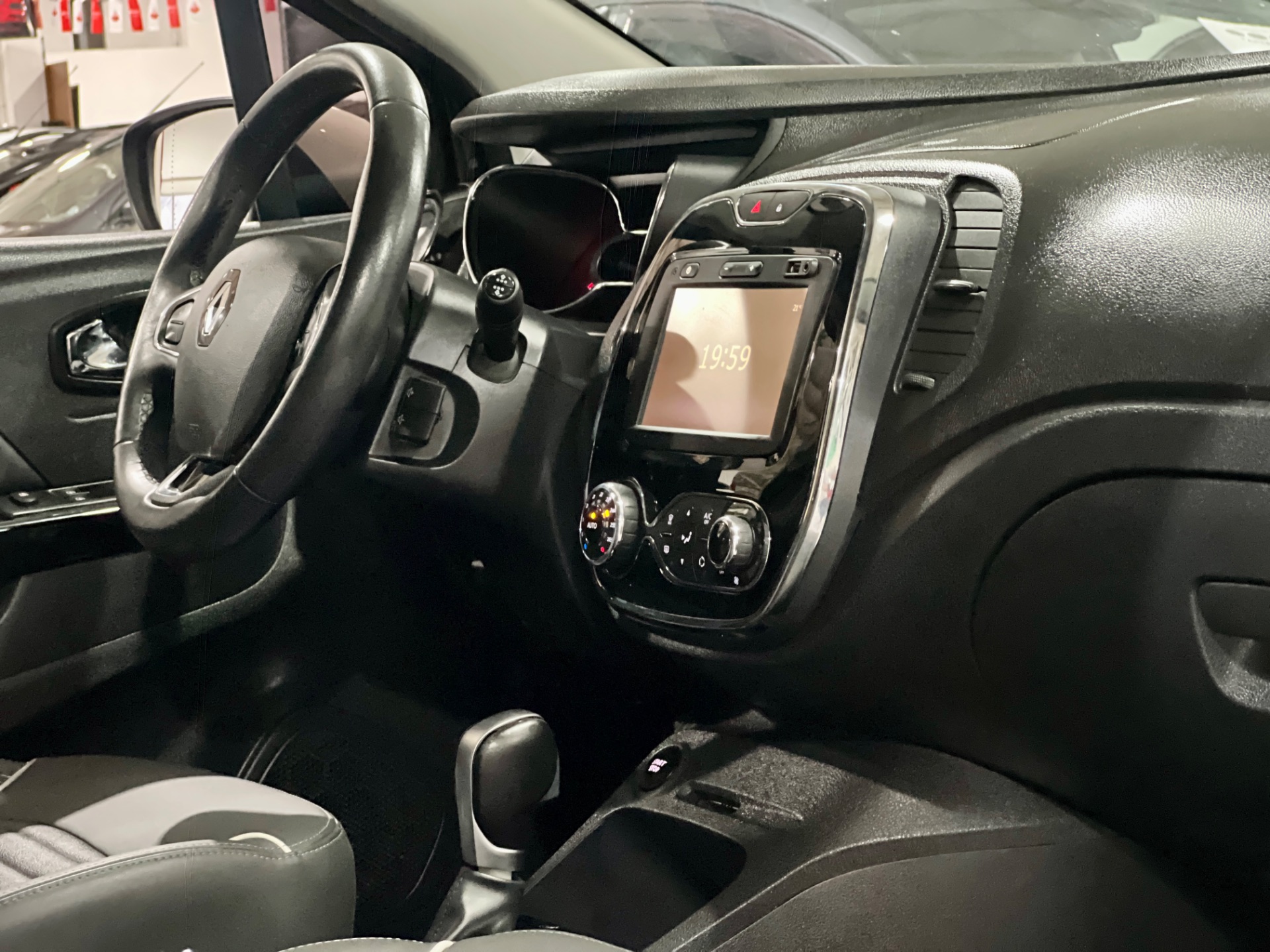 renault captur intense 2.0 at 2018