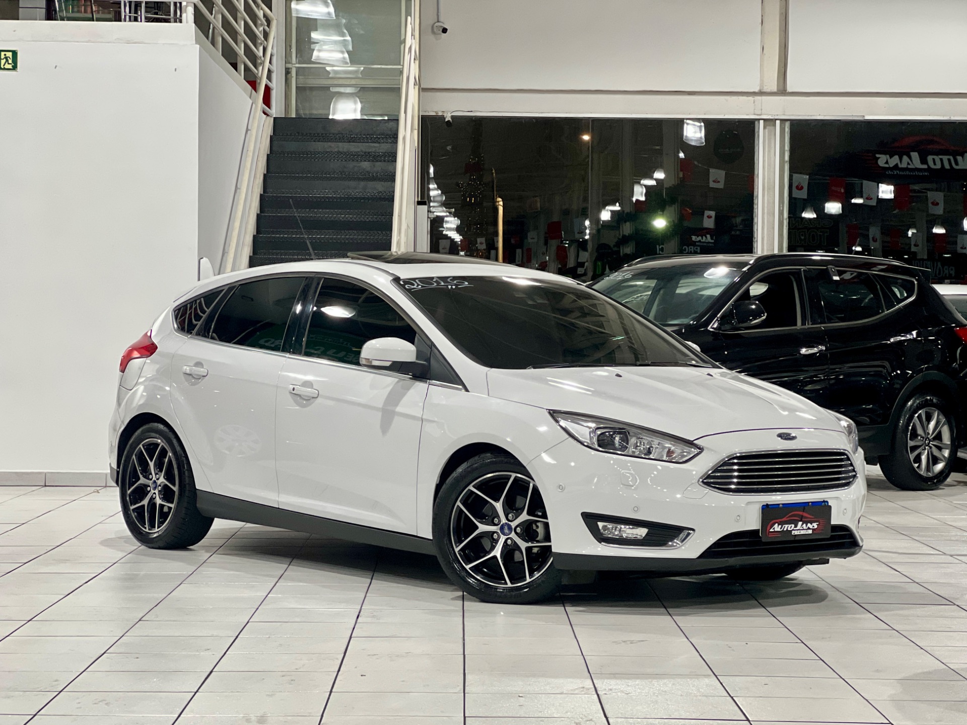 ford focus titanium plus 2.0 at 2016
