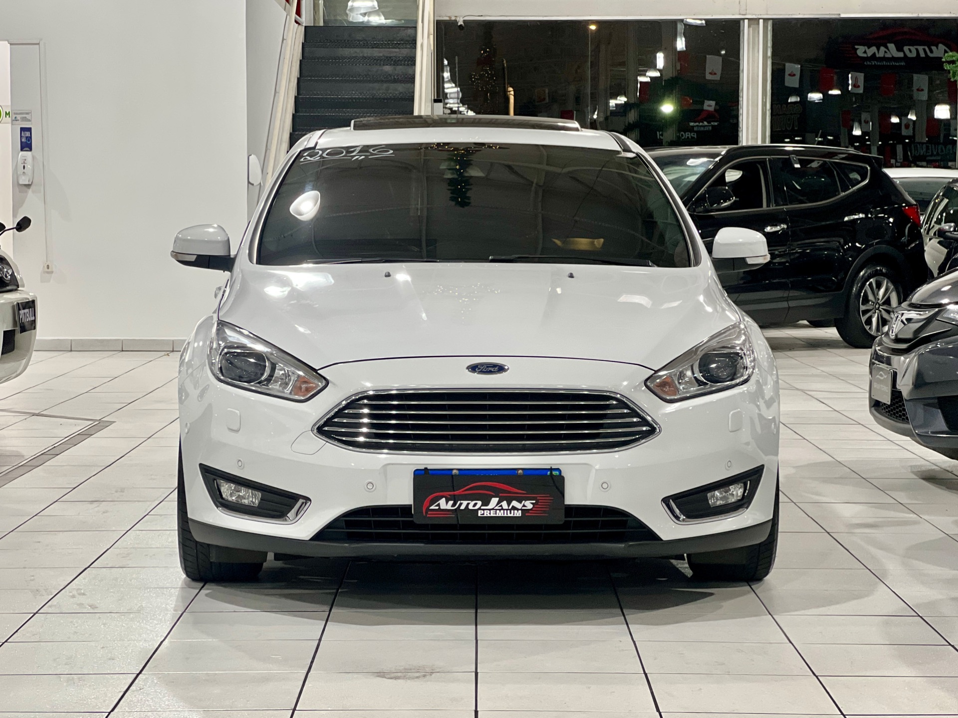 ford focus titanium plus 2.0 at 2016