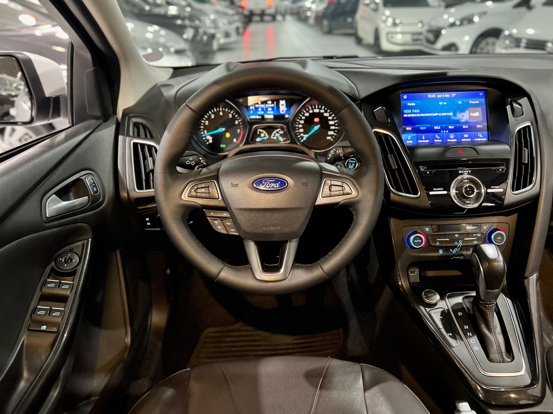 ford focus titanium plus 2.0 at 2016