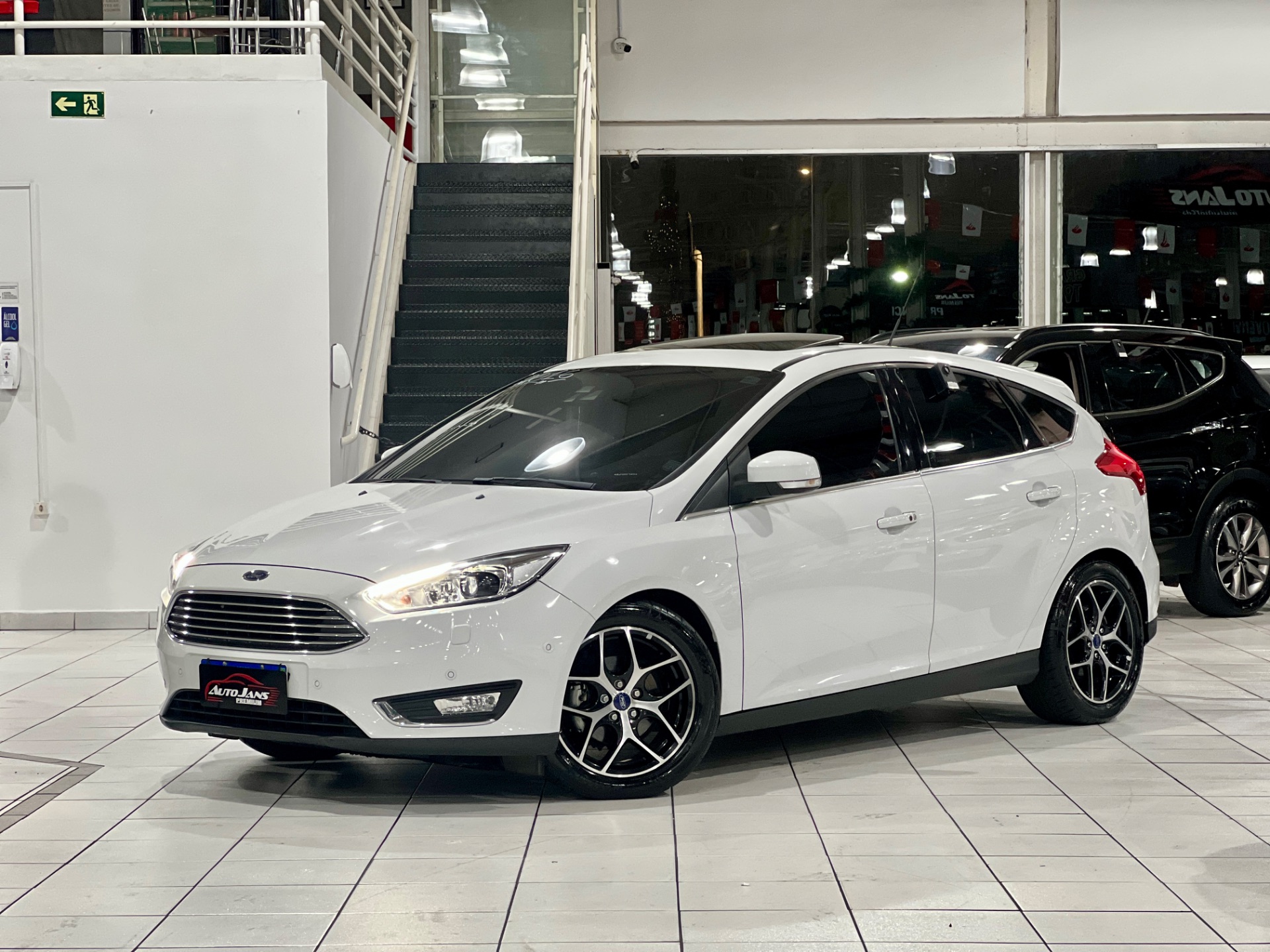 ford focus titanium plus 2.0 at 2016