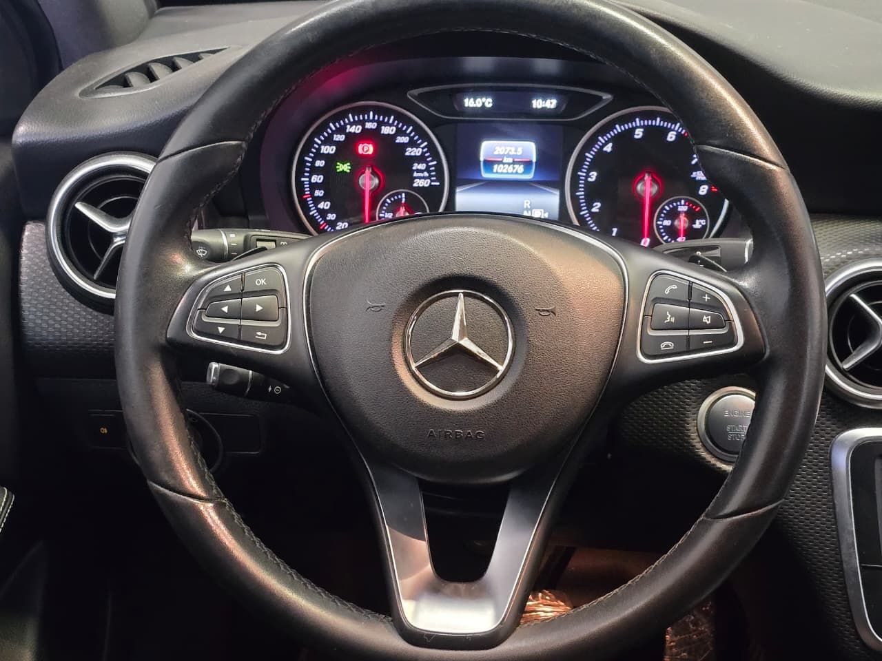 mercedes-benz a200 ff 1.6 turbo at 2016