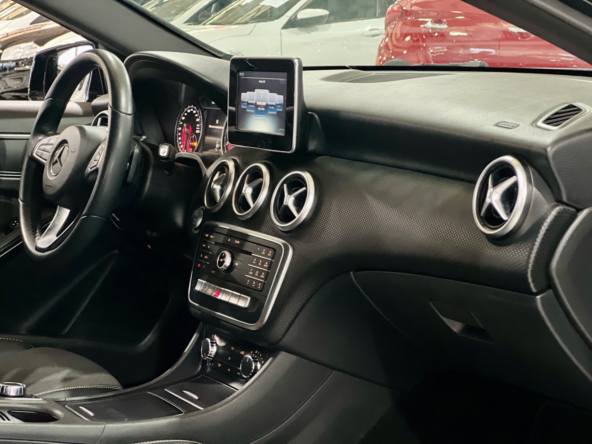 mercedes-benz a200 ff 1.6 turbo at 2016