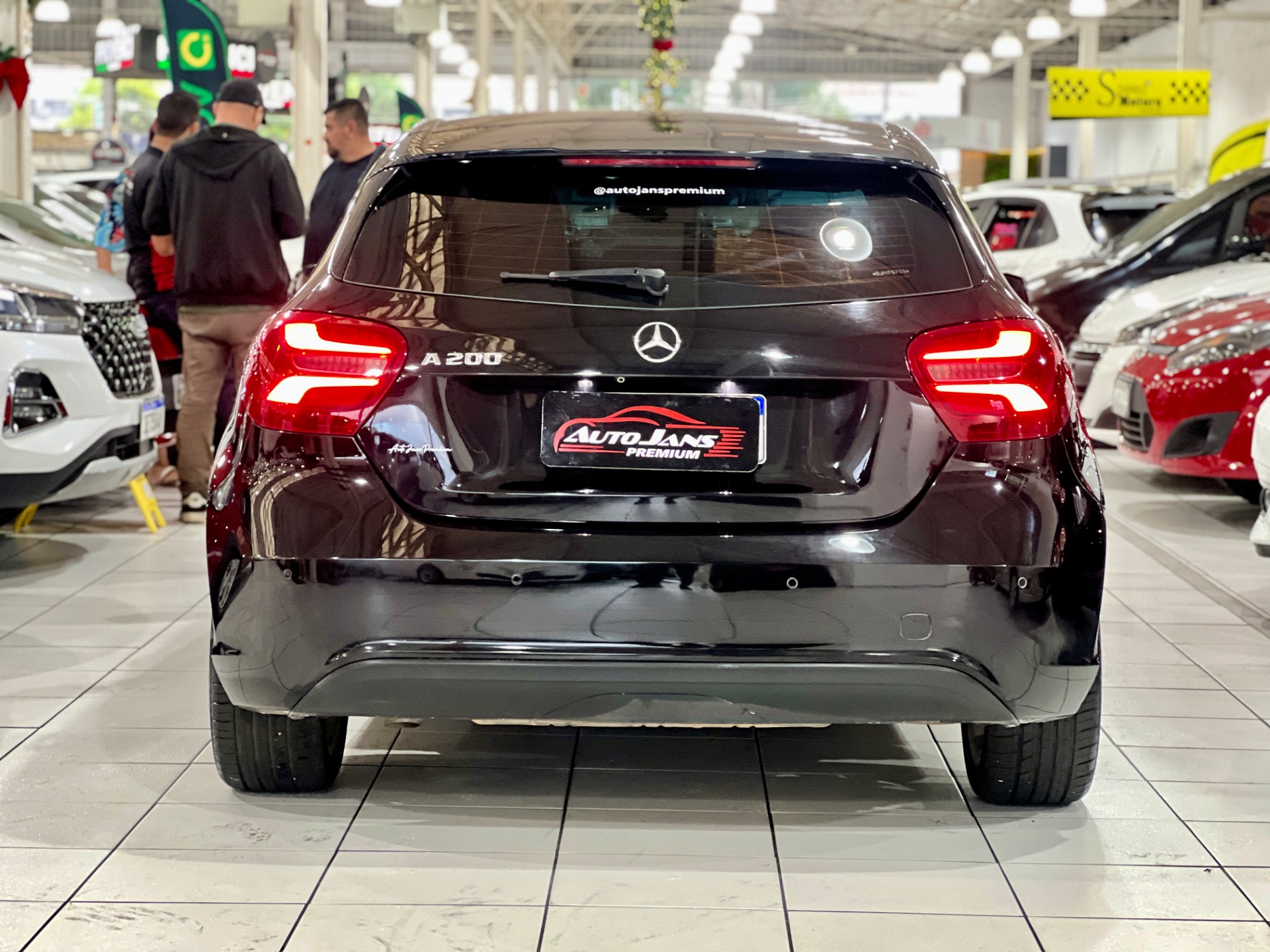 mercedes-benz a200 ff 1.6 turbo at 2016