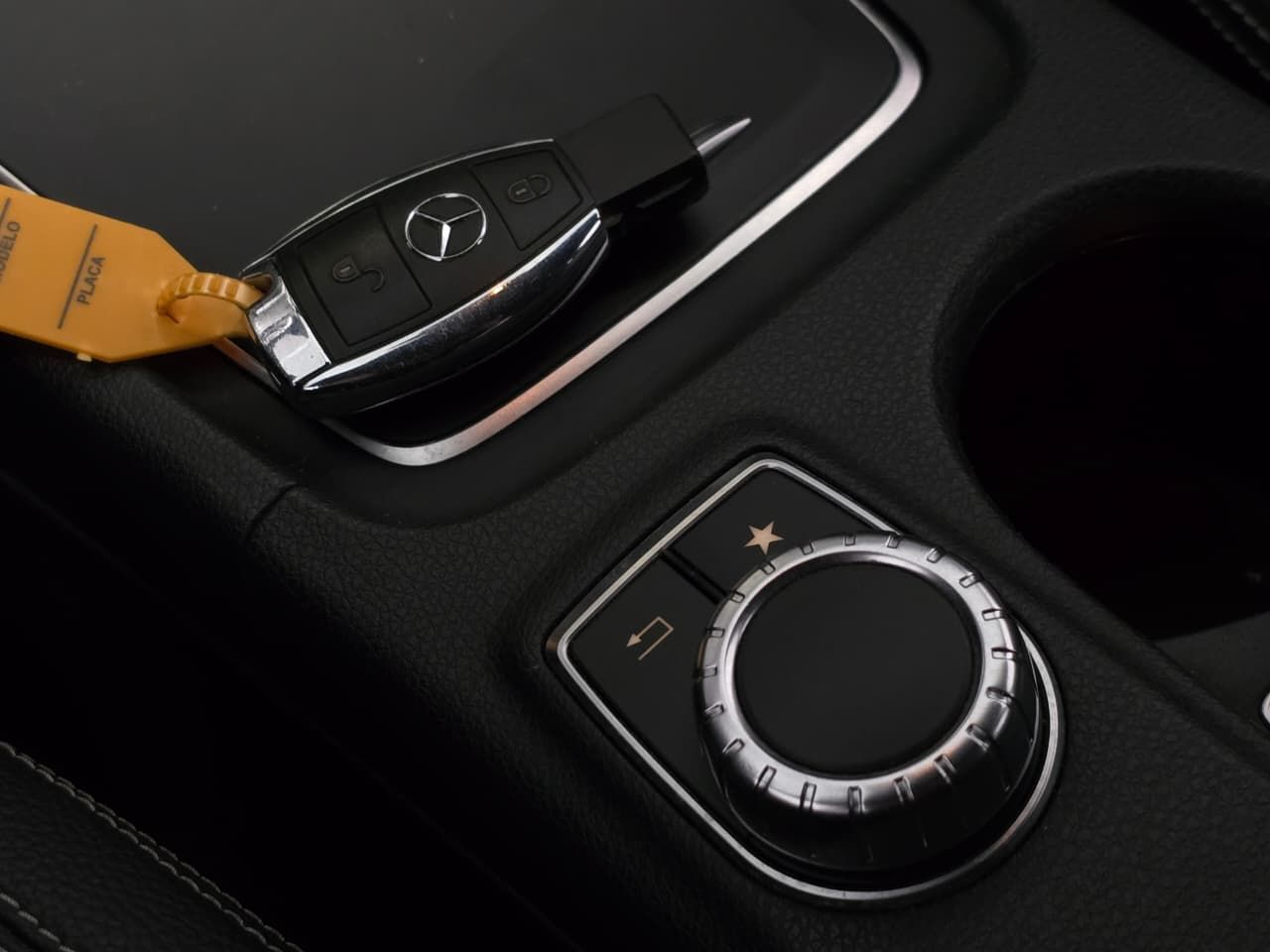 mercedes-benz a200 ff 1.6 turbo at 2016