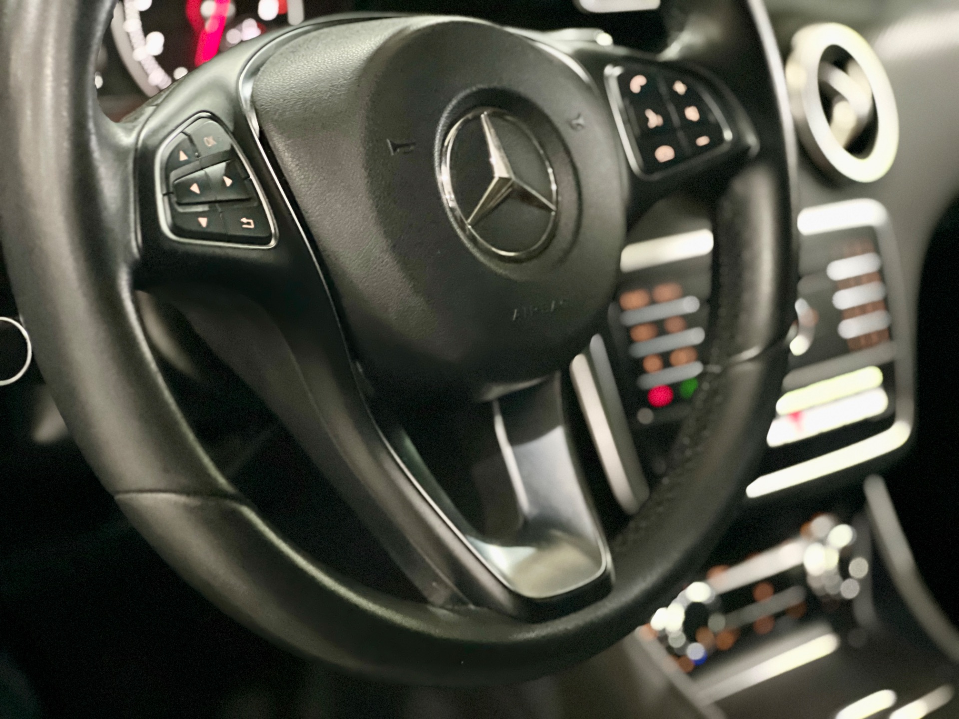 mercedes-benz a200 ff 1.6 turbo at 2016