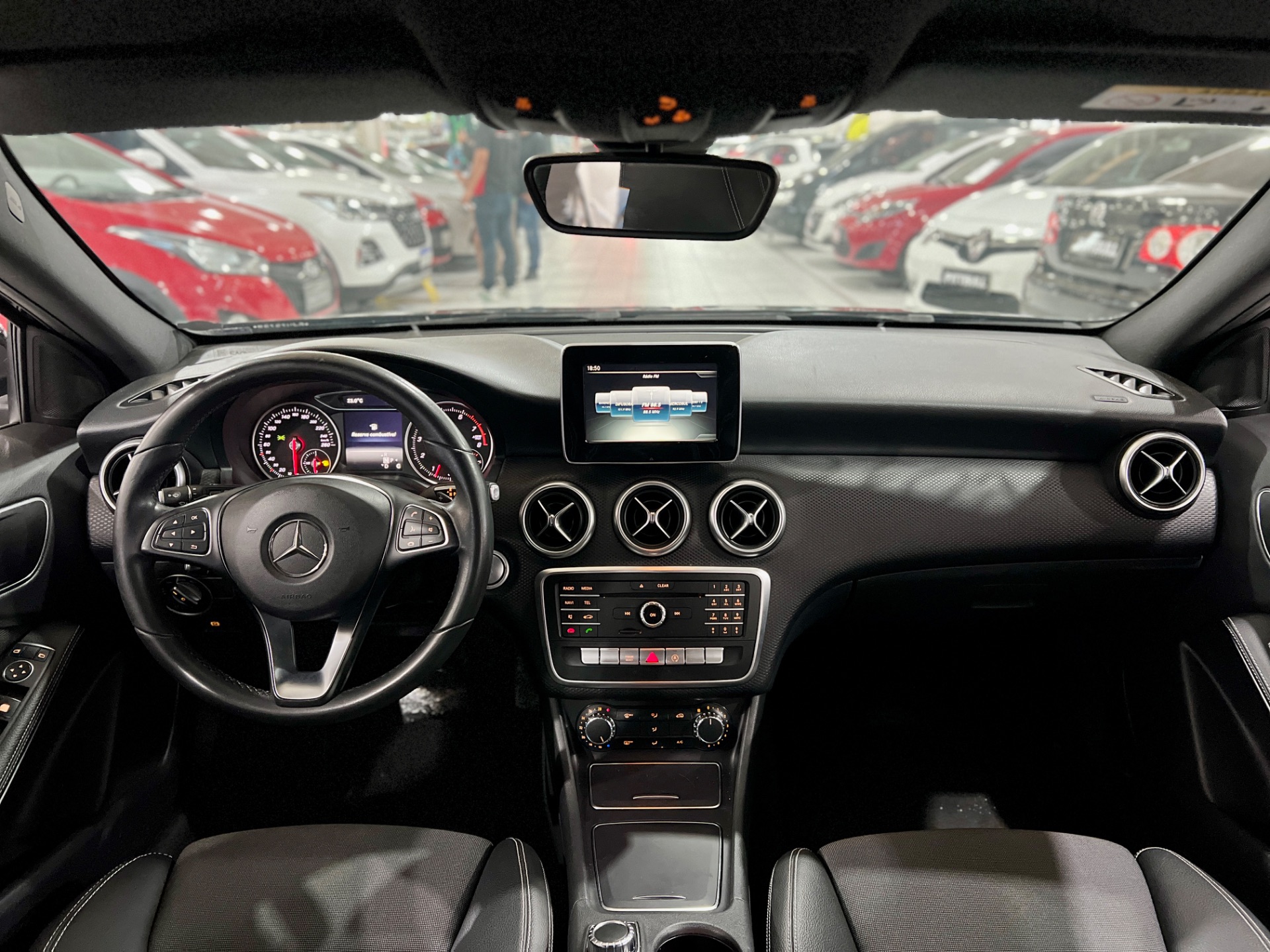 mercedes-benz a200 ff 1.6 turbo at 2016