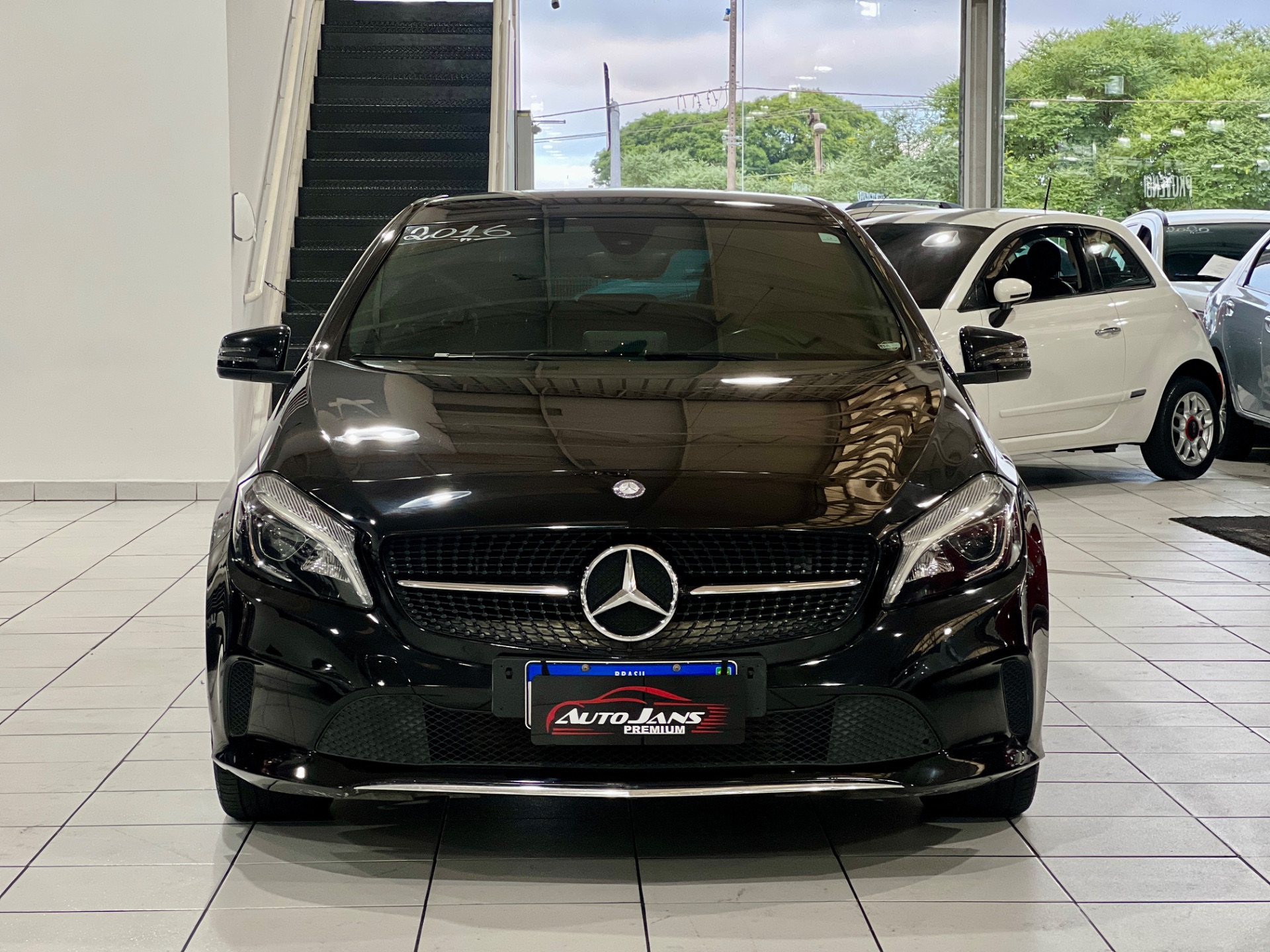 mercedes-benz a200 ff 1.6 turbo at 2016