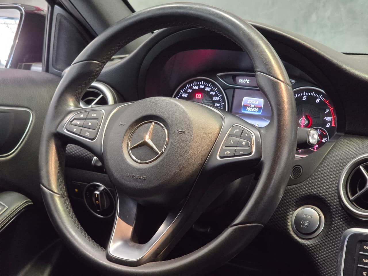 mercedes-benz a200 ff 1.6 turbo at 2016
