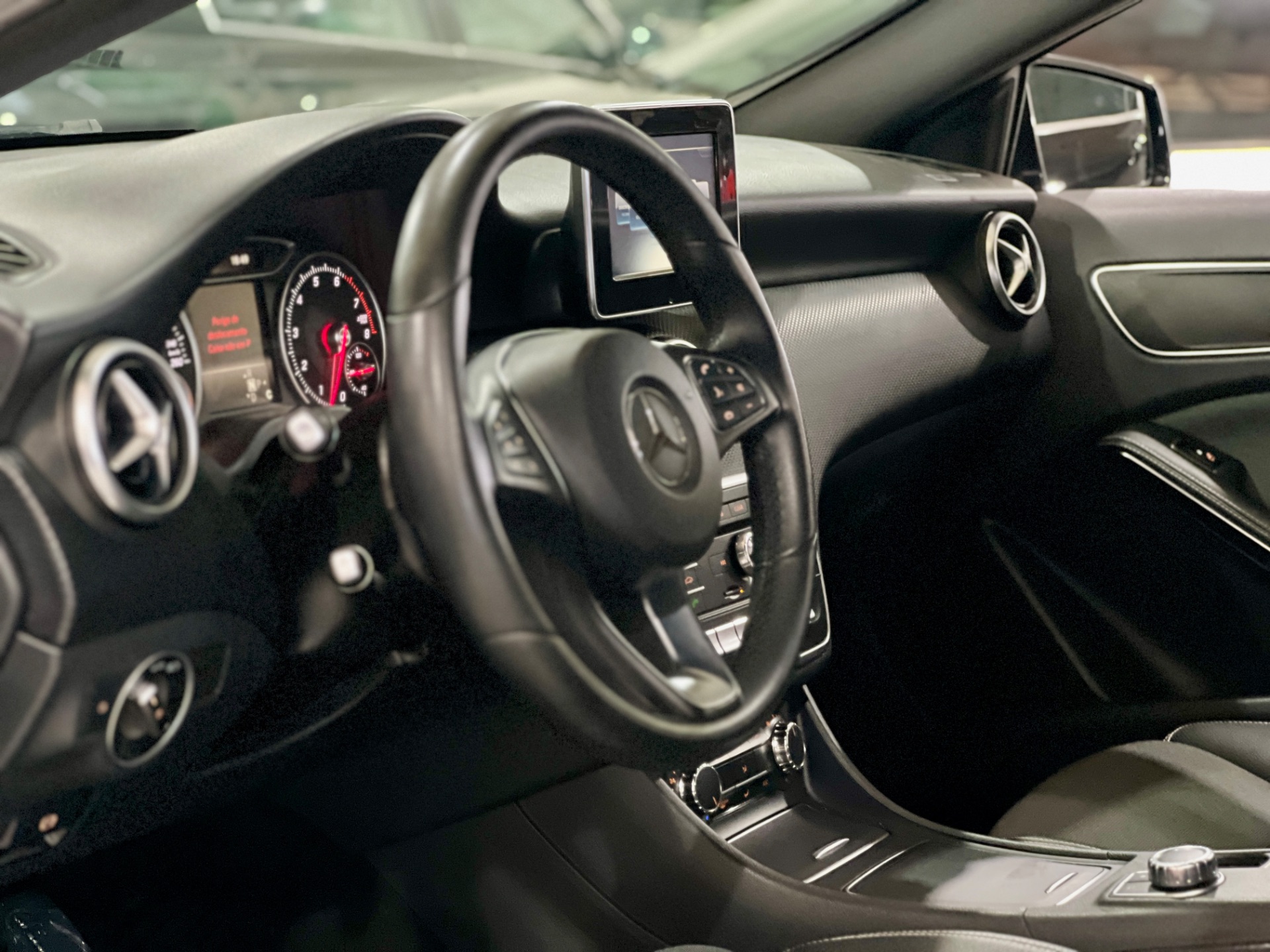 mercedes-benz a200 ff 1.6 turbo at 2016