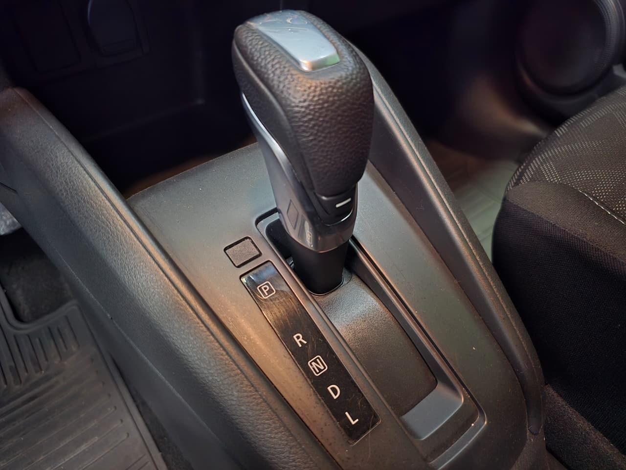 nissan kicks sense 1.6 cvt 2024