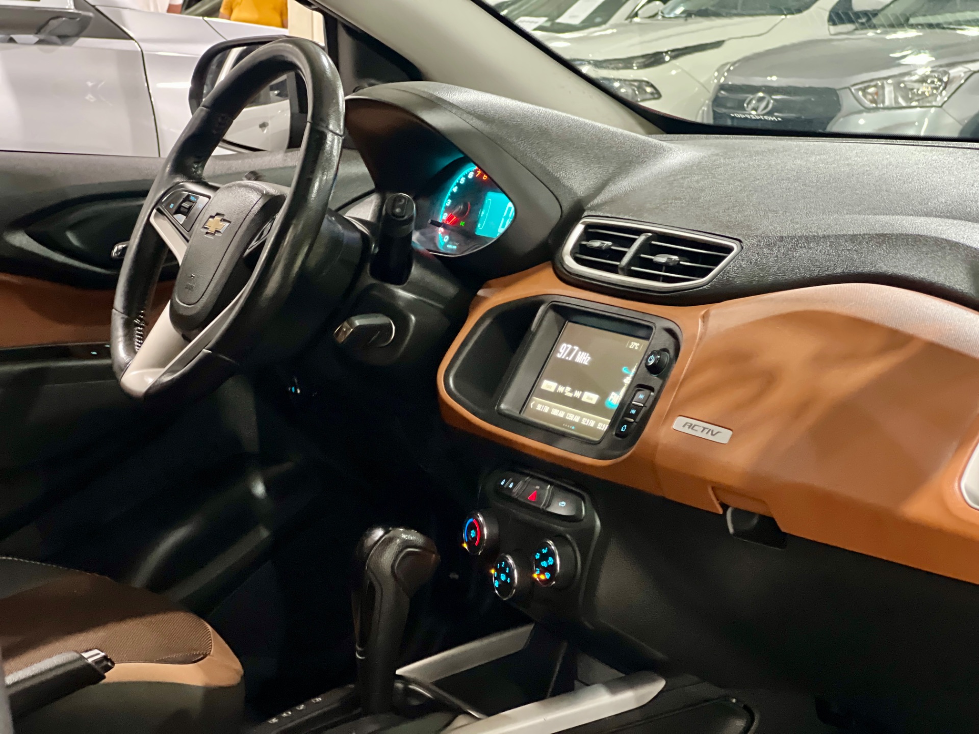 chevrolet onix active 1.4 automatica 2017