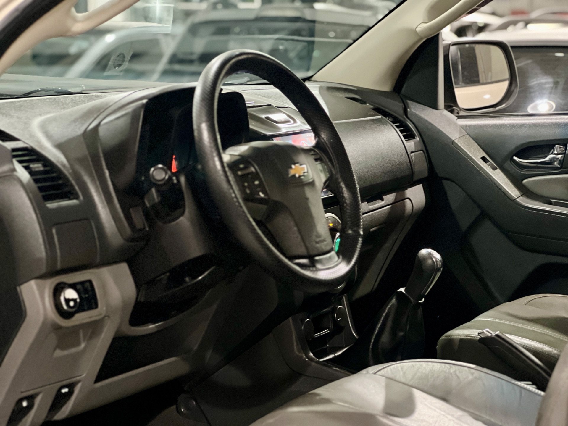 chevrolet s10 2.4 ltz manual flex ano 2013