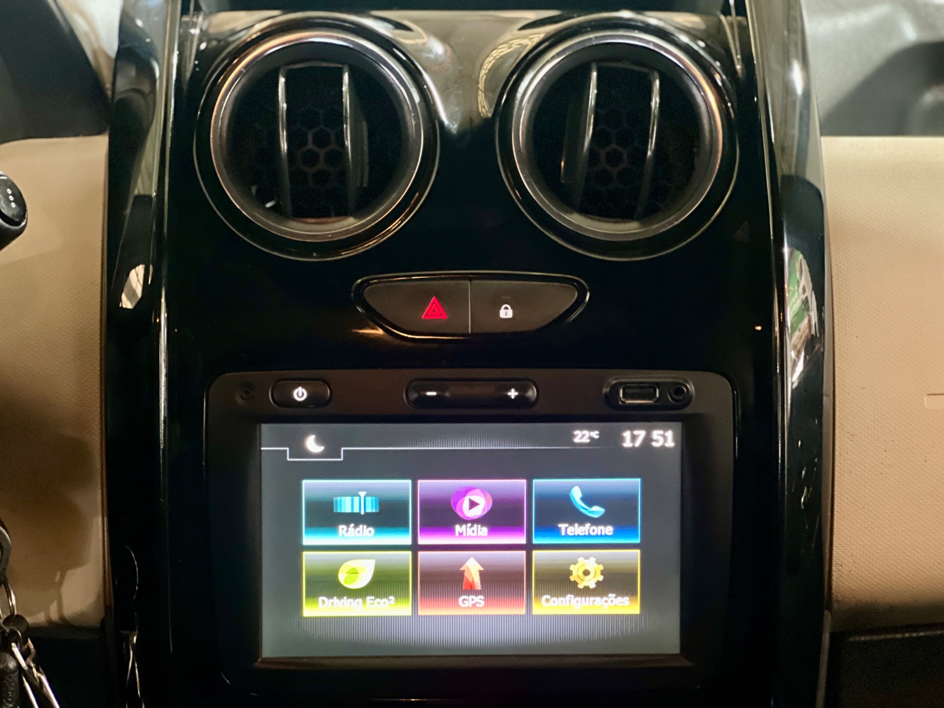 renault duster 2.0 dynamique dakar at 2018