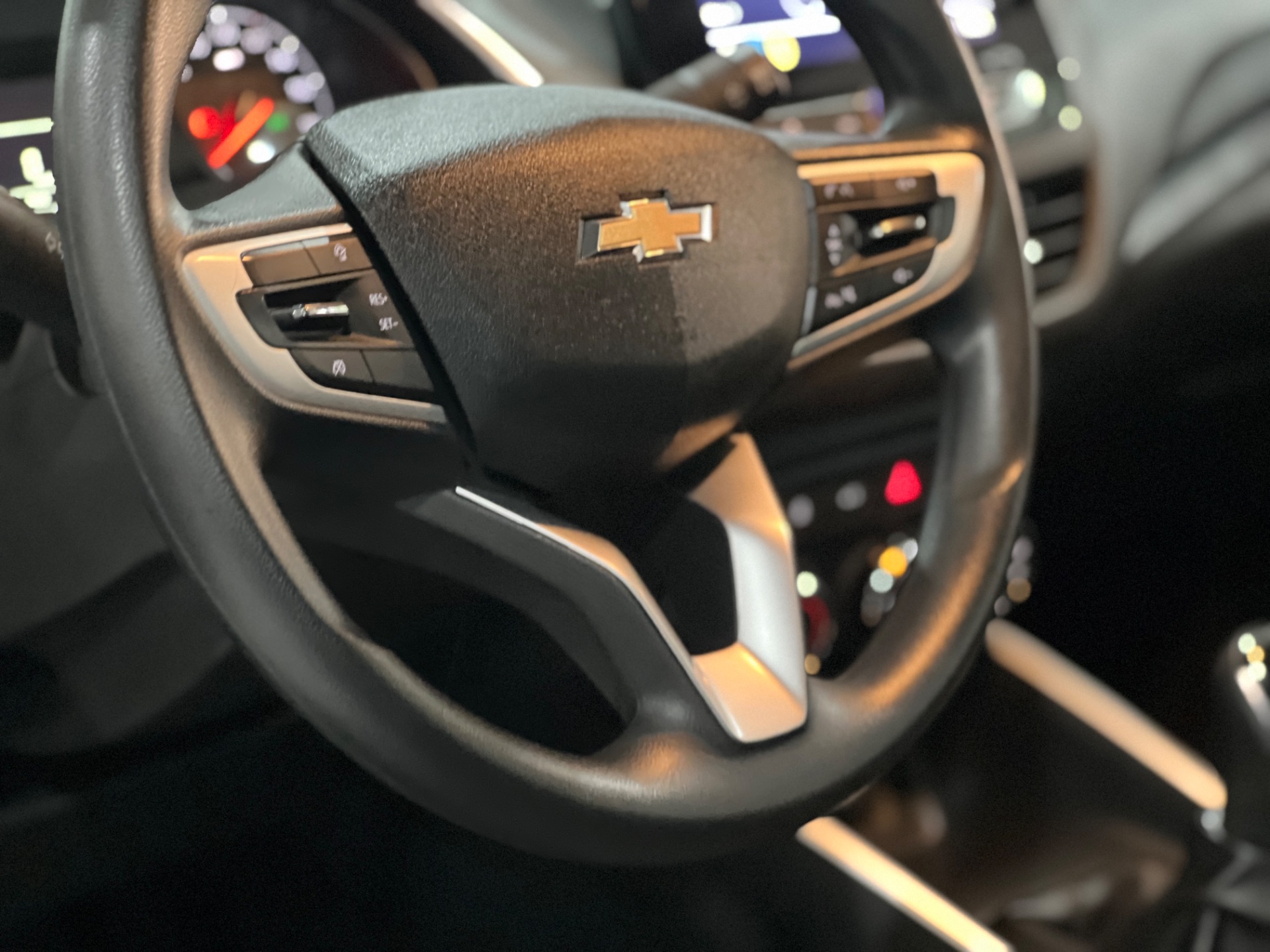 chevrolet onix plus 1.0 lt2 manual ano 2024