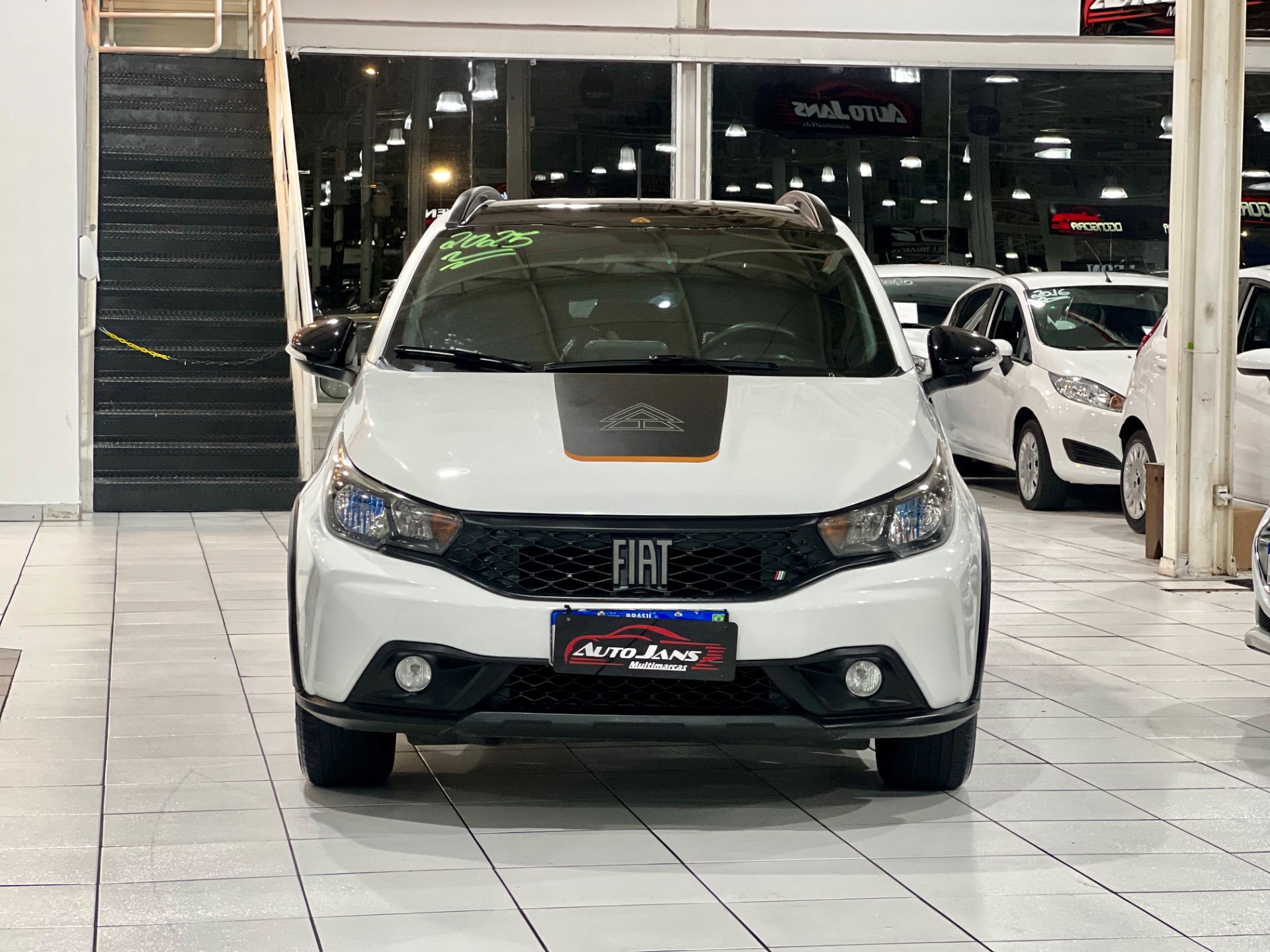 fiat argo trekking 1.3 automatico 2025