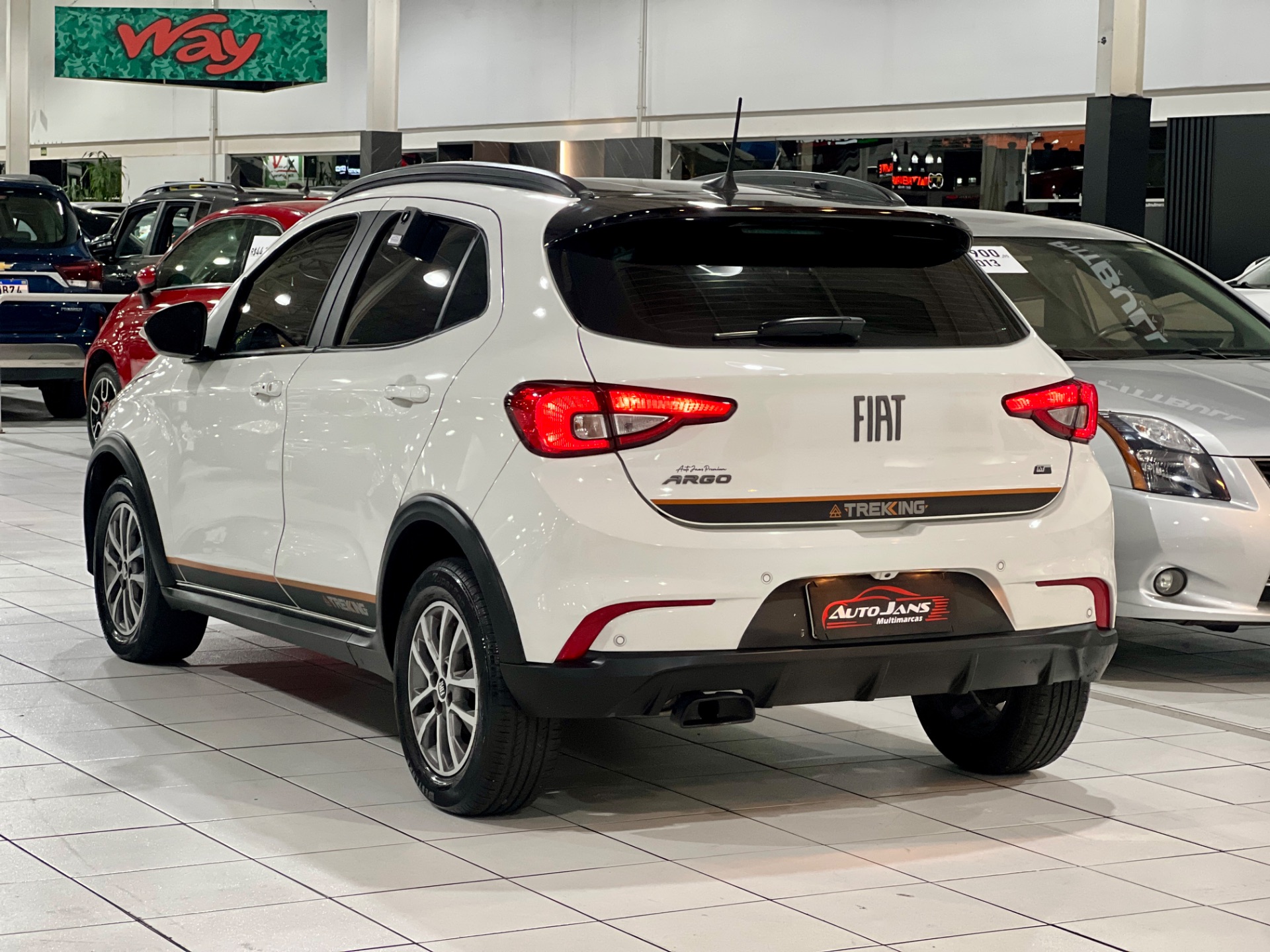 fiat argo trekking 1.3 automatico 2025