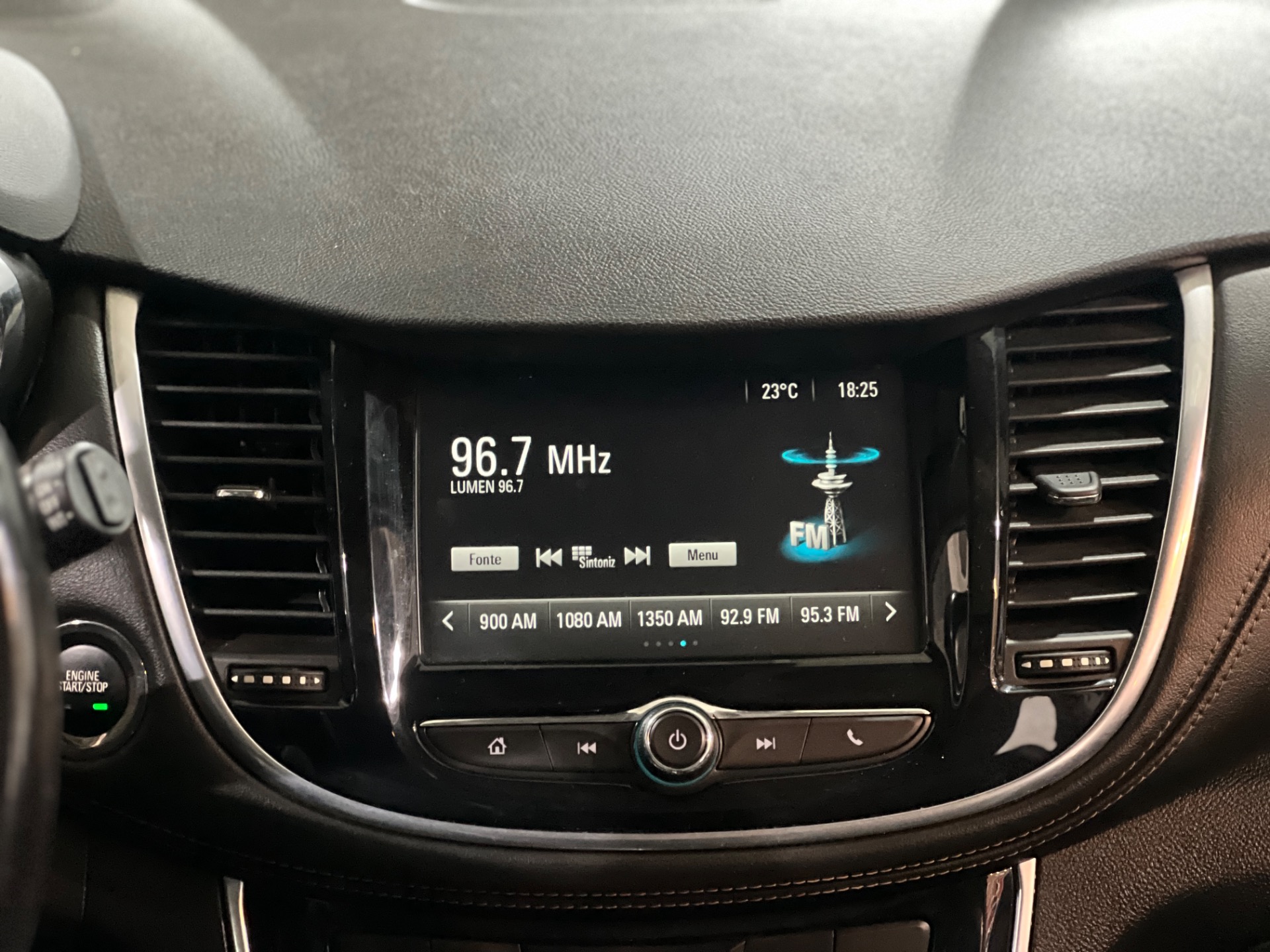 tracker midnight 1.4 turbo at 2019