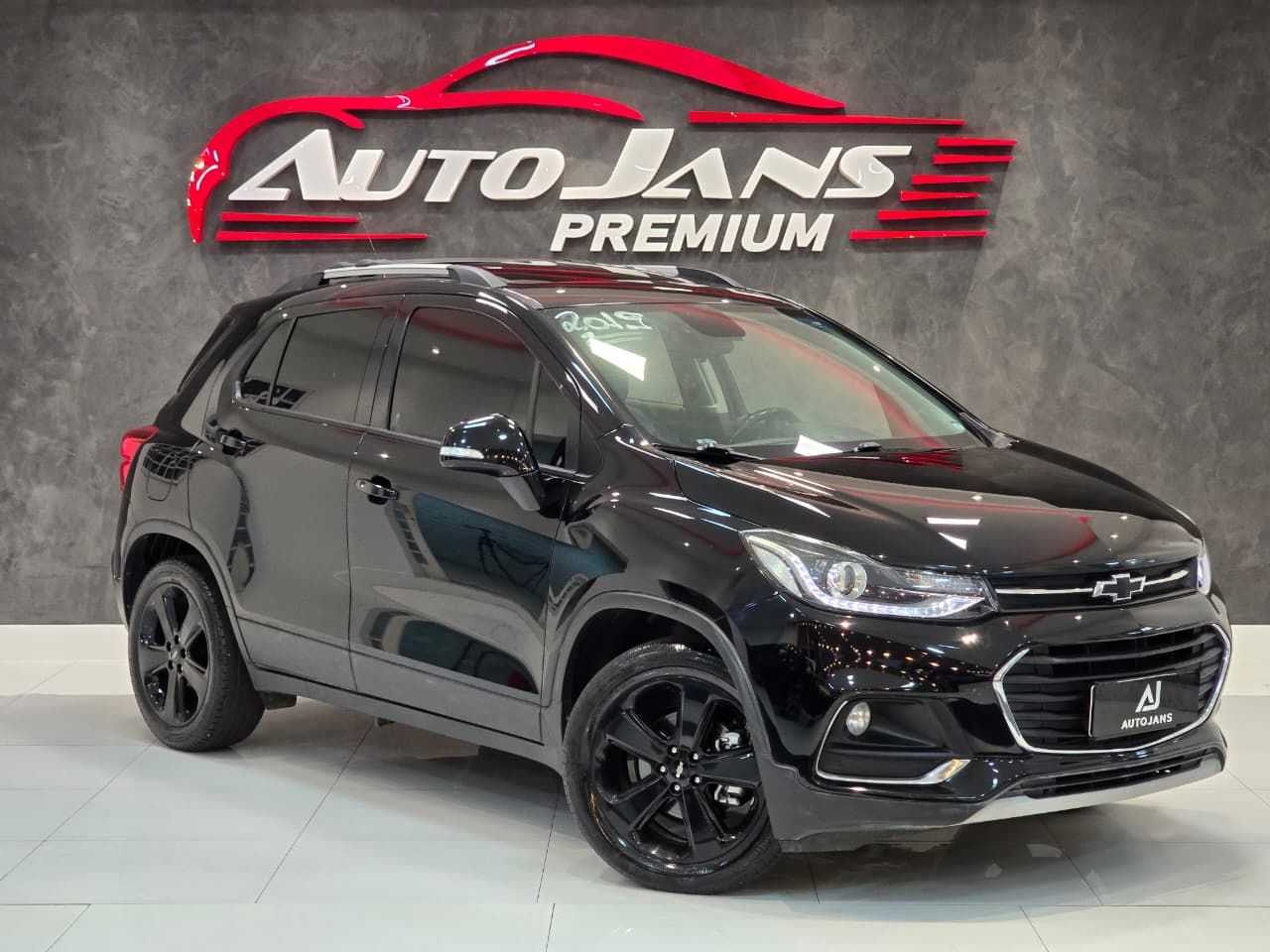tracker midnight 1.4 turbo at 2019