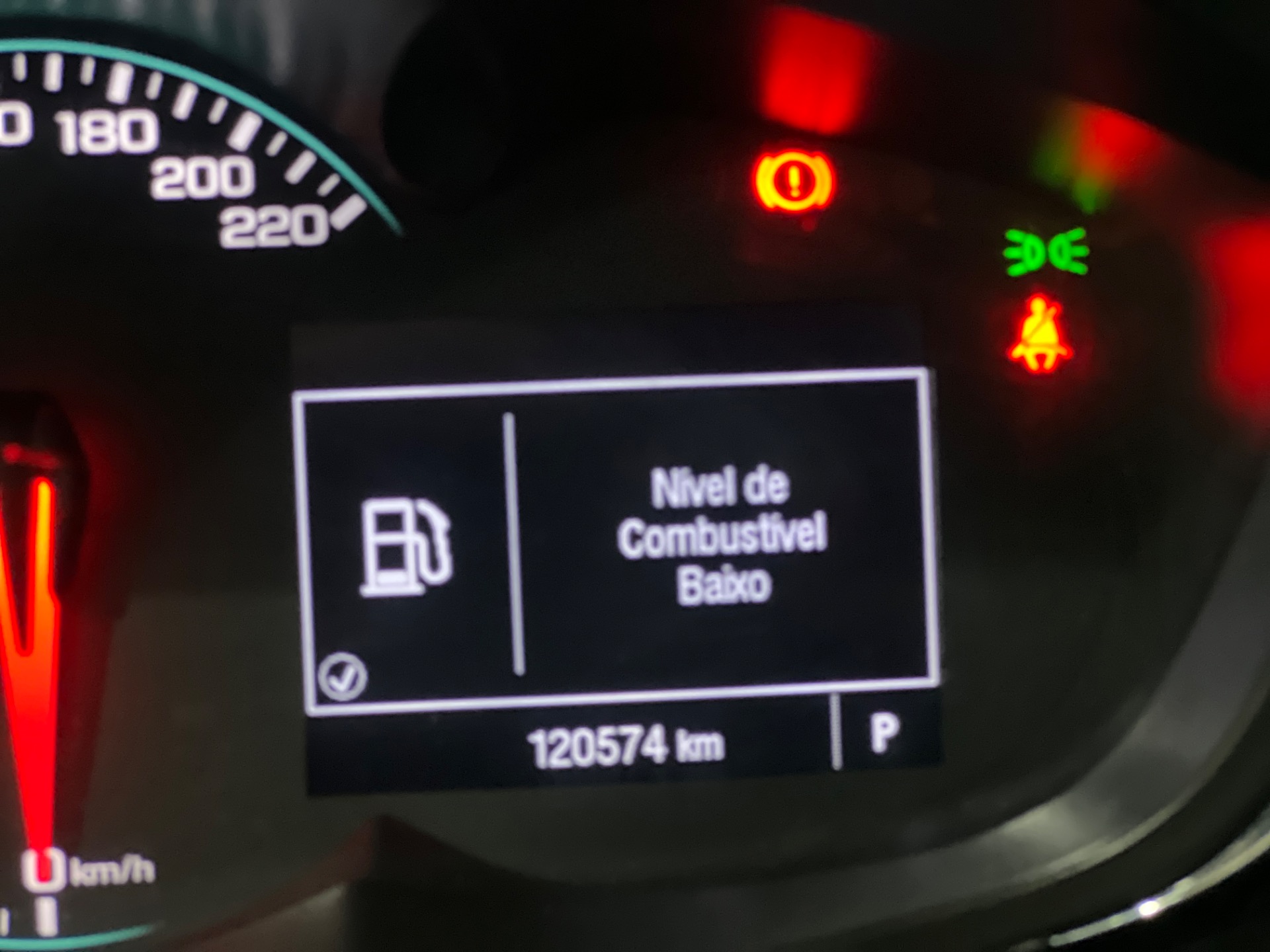 tracker midnight 1.4 turbo at 2019