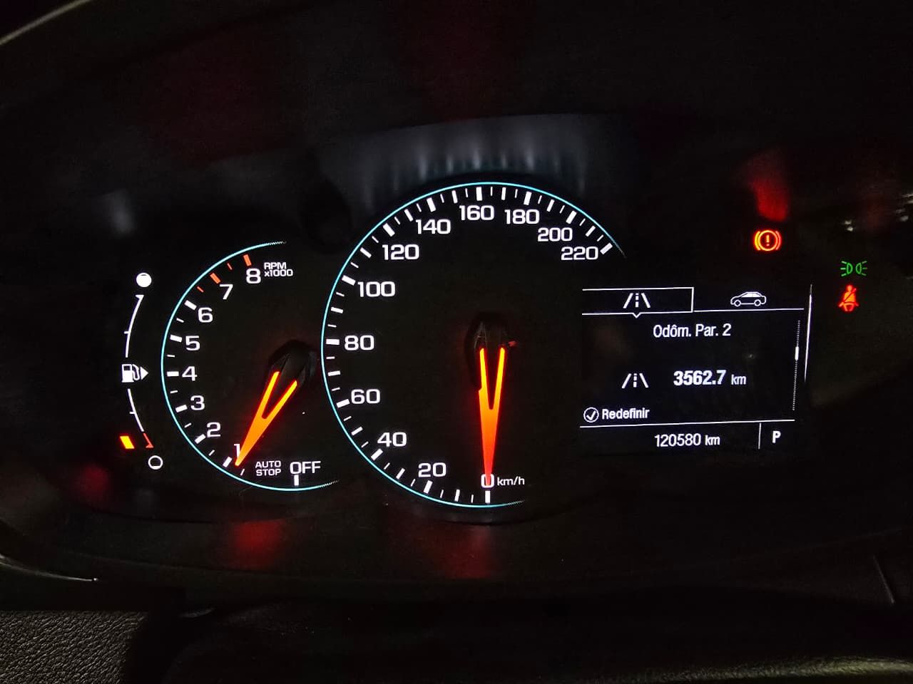 tracker midnight 1.4 turbo at 2019