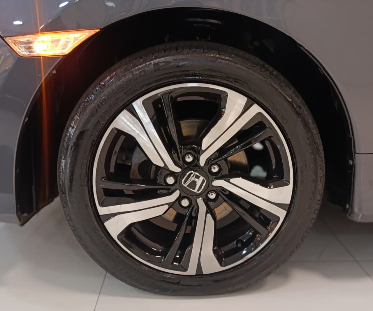 honda civic touring cvt 2018
